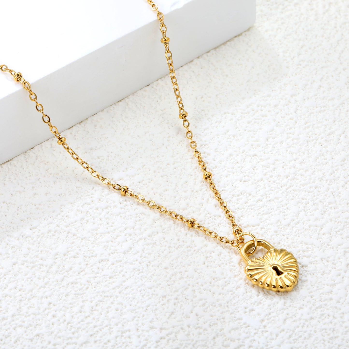 42+5cm 18K Gold Jewelry Stainless Steel Necklace Plated 11.9*12.6mm Heart Pendant on Irregular