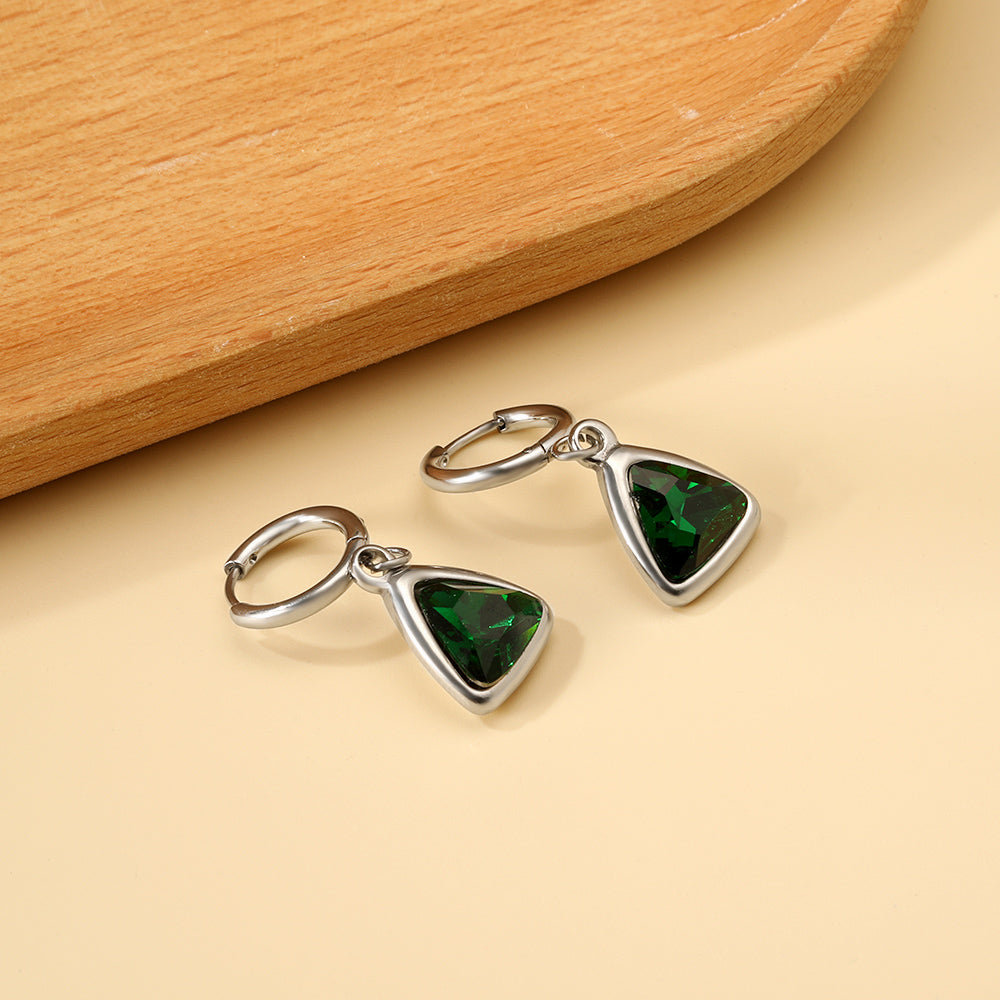 2x13mm circle with triangle green diamond stud earrings