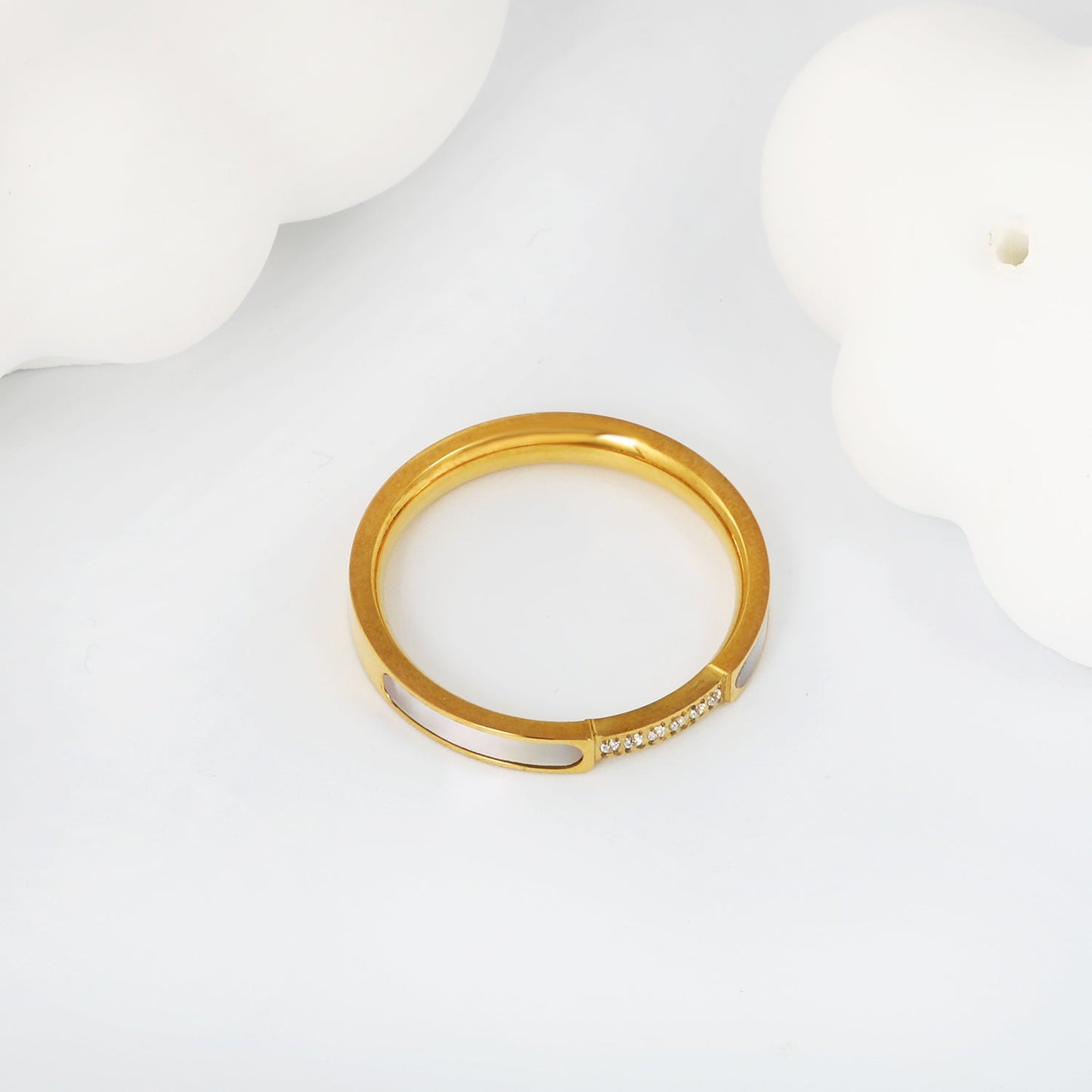 white zirconia+CNC white zirconia solitaire ring gold color