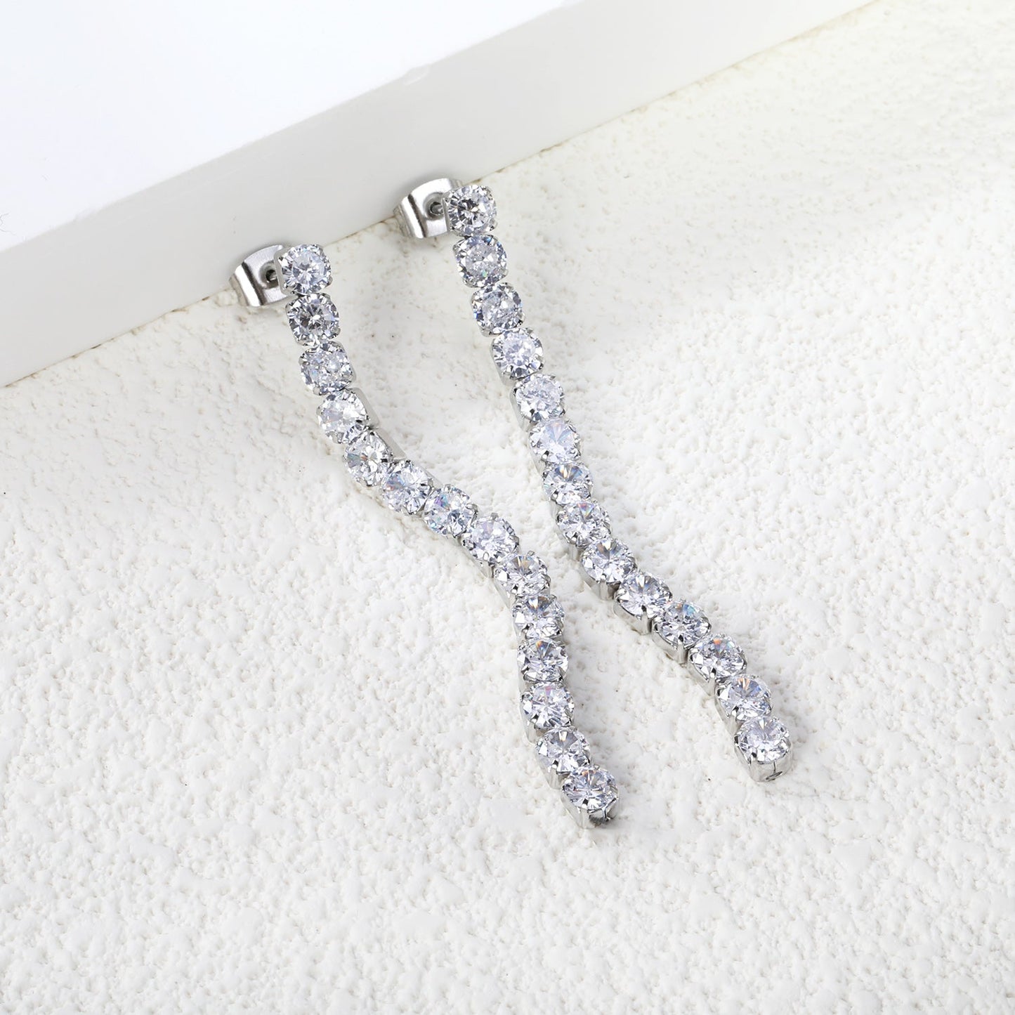 2mm/3mm/4mm round white diamonds/mixed color diamonds 5.5cm