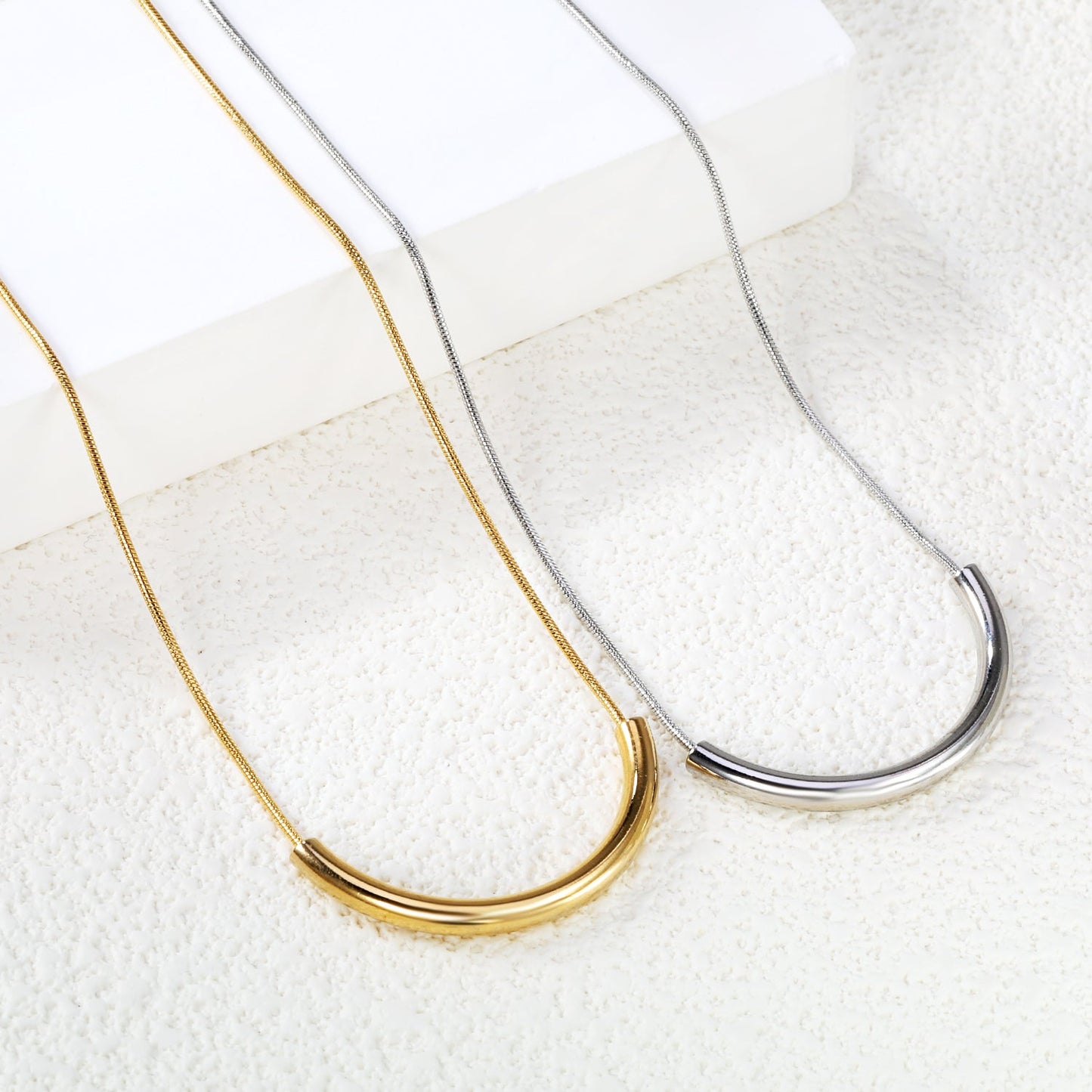 Wire 3*width 32*height 16.3mm flat U-shaped pendant necklace 40+5cm steel color/golden color