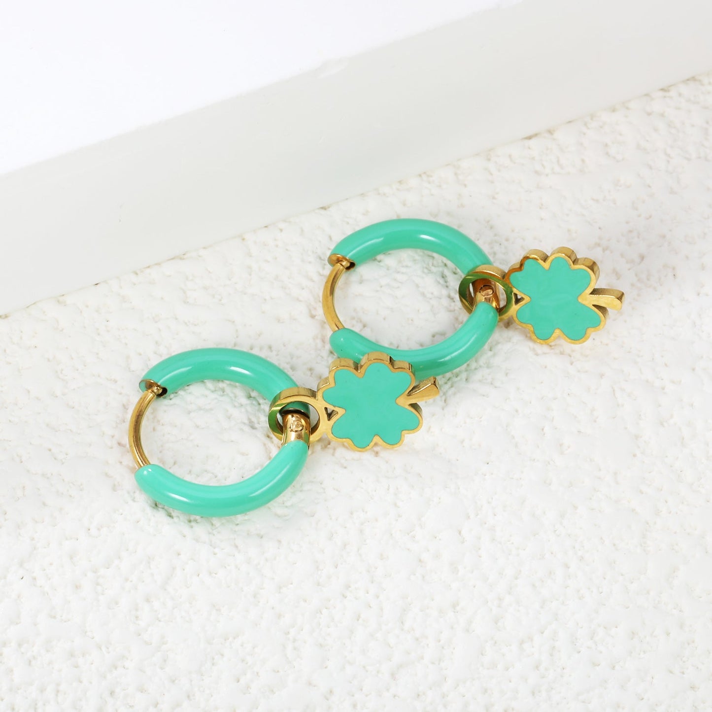 2*10mm circle with green drip + 7.8*13mm lucky straw with green drip fittings earrings gold color