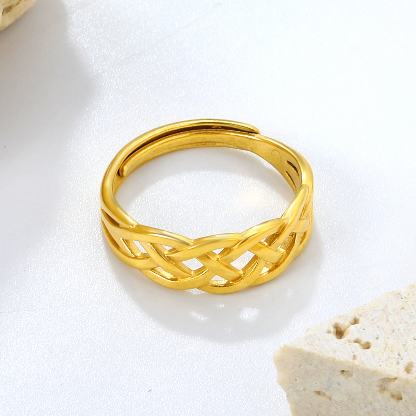 6.8mm Multiple Cross Lines Simple 18K Gold Ring Weave Shape C-Rings Wholesale