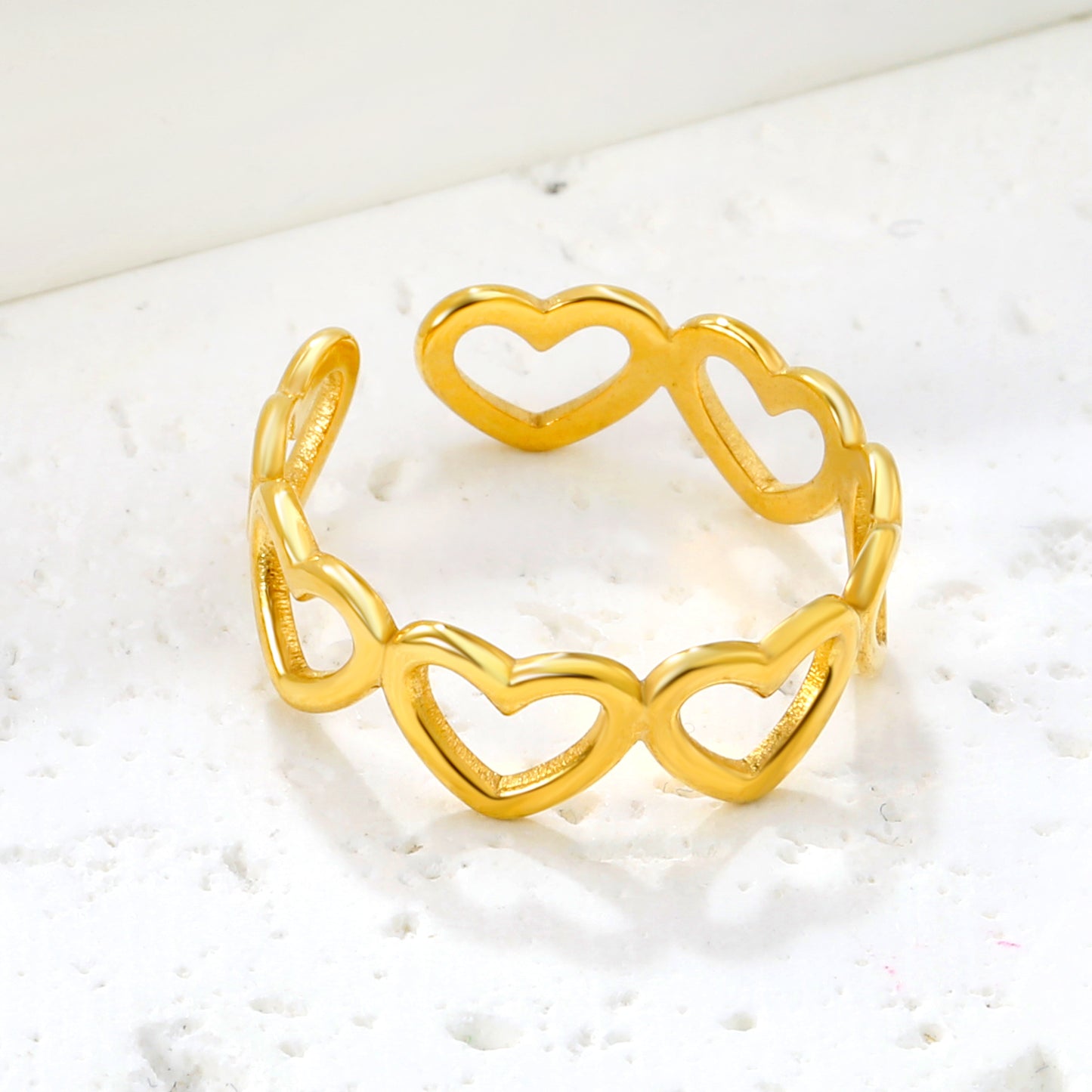 6.4mm 18K Gold Plated Stainless Steel Ring Hollow Heart Shaped Finger