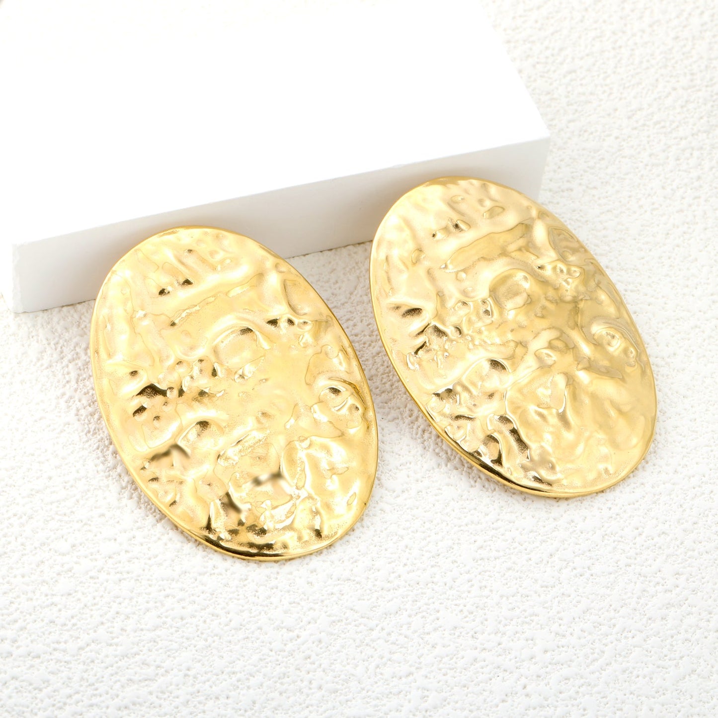 46.2*66.4mm shield textured face earrings gold color