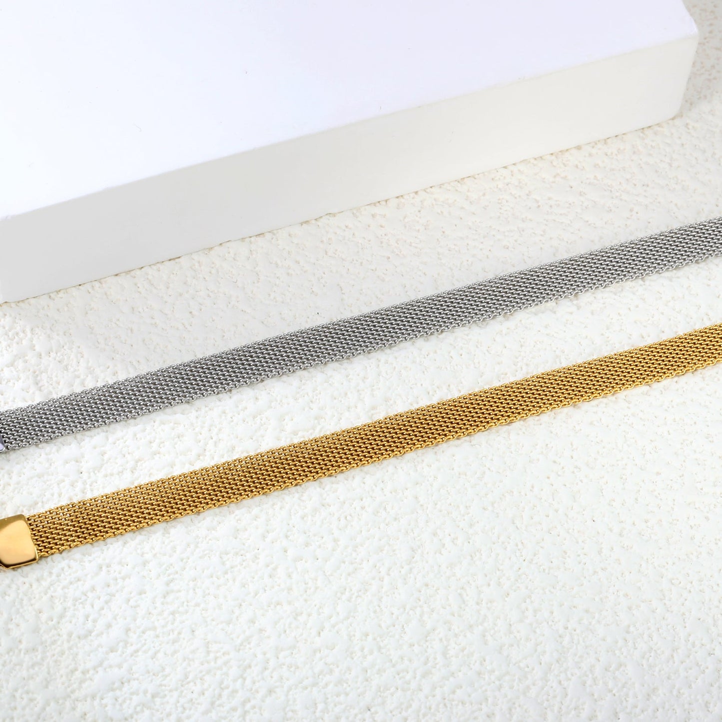 W6mm*Thick1mm Flat Mesh Bracelet18+3cm+6mm Round Tail Plaque Steel/Golden