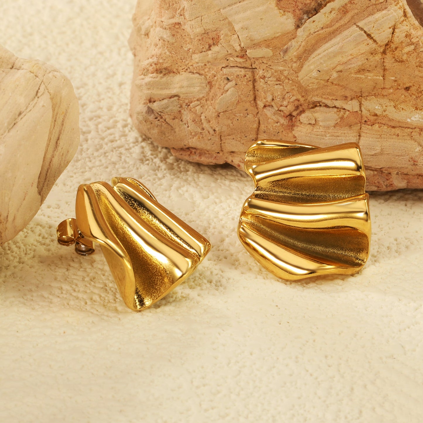 22*20mm Irregular Pleated Stud Earrings Gold Color