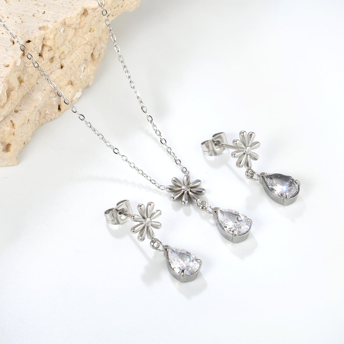 Wholesale Flower & Teardrop Zircon Jewelry Set – Hypoallergenic Stainless Steel Earrings + Pendant (Silver/Gold)