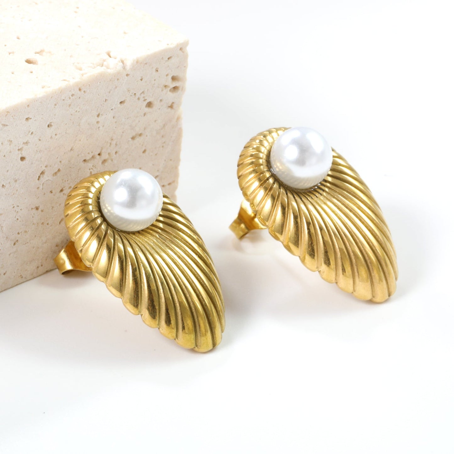 Oval Leaf with 1 White Pearl Stud Earrings 15.2*24mm