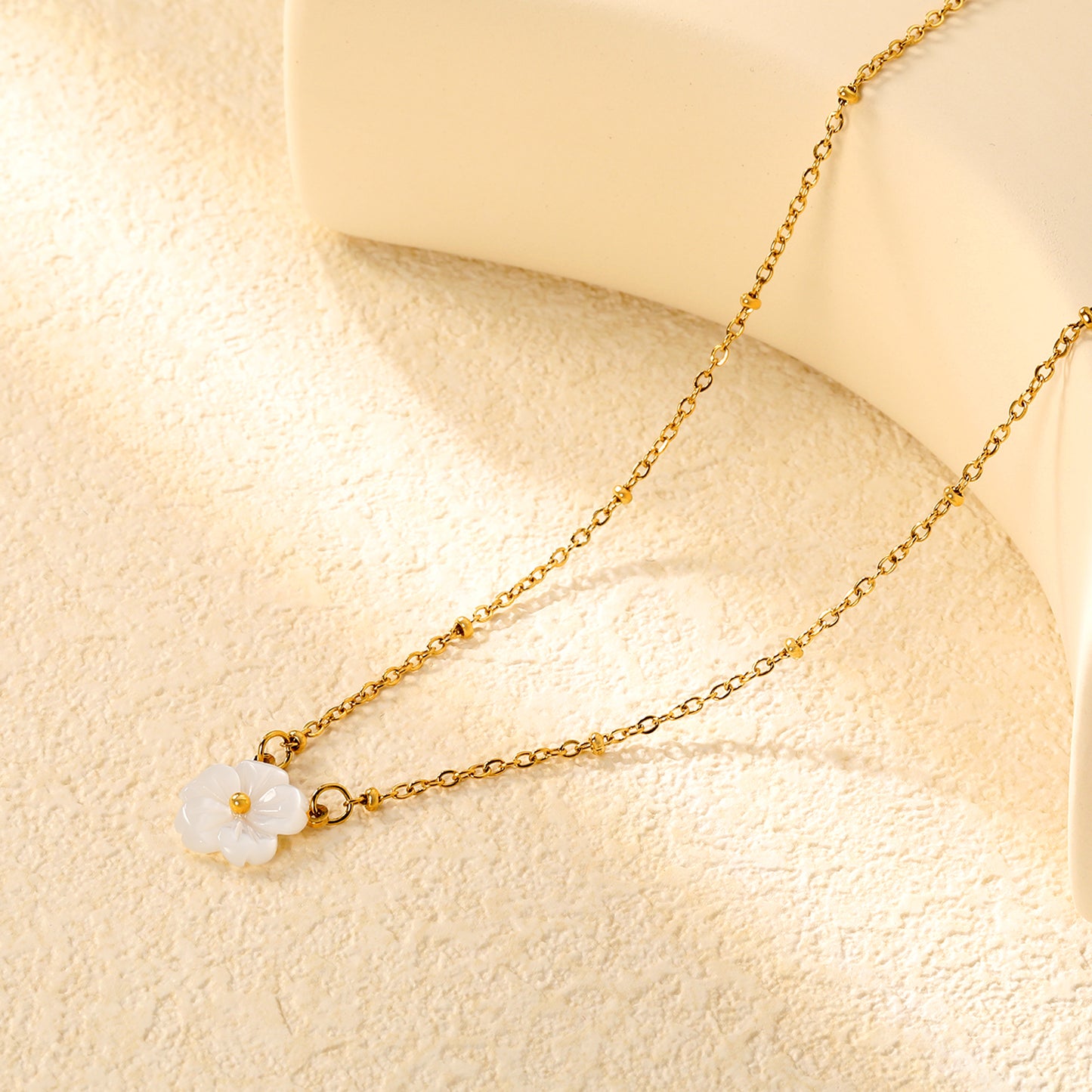 ✨ Wholesale Gold Shell & Floral Beaded Necklace - 2x1.2mm Chain w/ 12.5mm Pendant | Adjustable 40+5cm (3.2g)