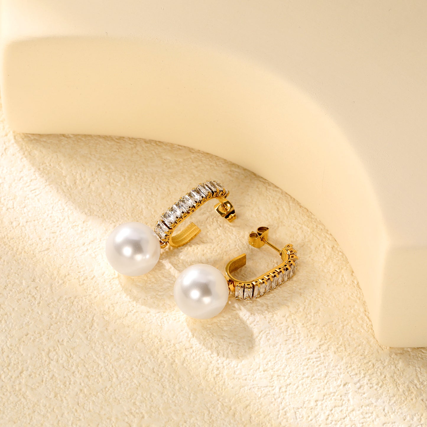 Elegant Freshwater Pearl Pendants on Stainless Steel - Bulk Orders for Jewelry Wholesalers