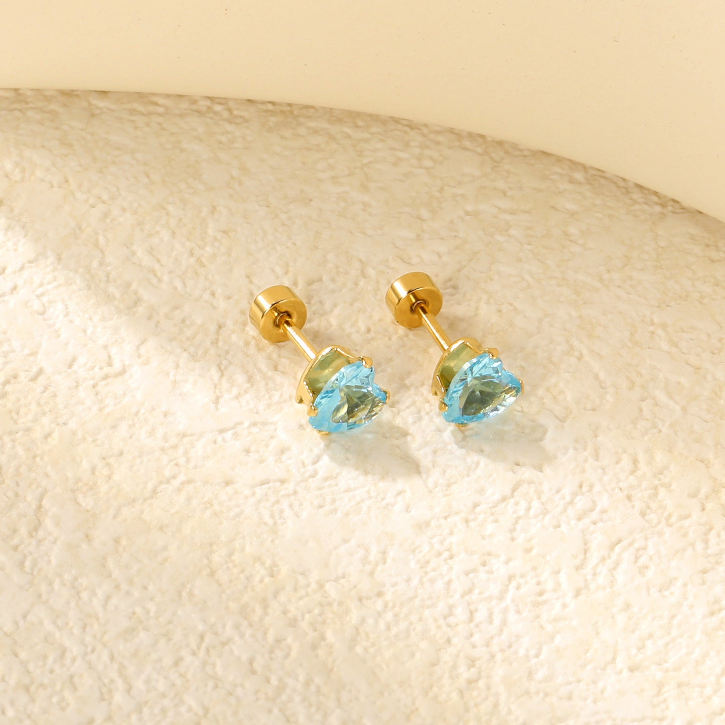 ✨ 6mm Heart Twist Plugs Wholesale Gold Spiral Ear Gauges with Black/Blue Diamonds | Hypoallergenic Body Jewelry Bulk