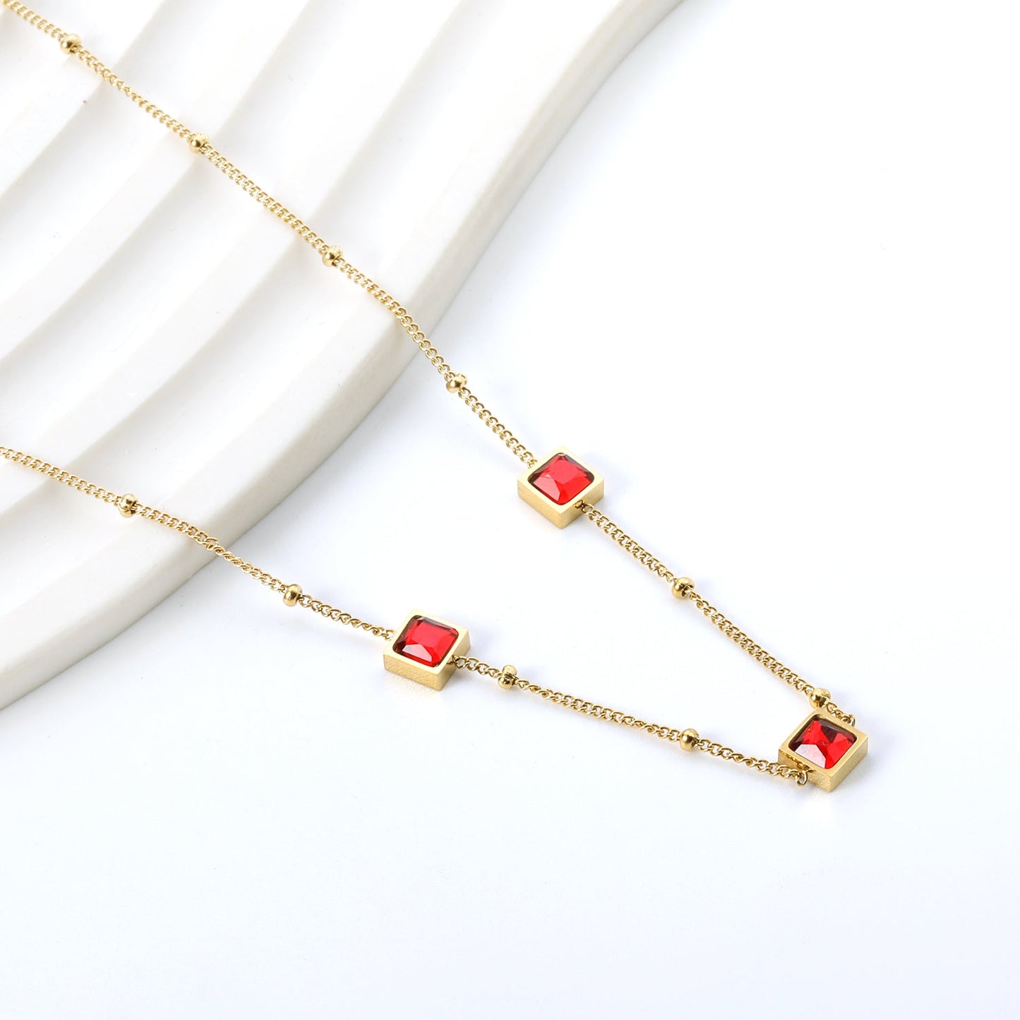 3 square white & red & lake blue & green diamond pendant bead chain necklace 39+5cm gold color