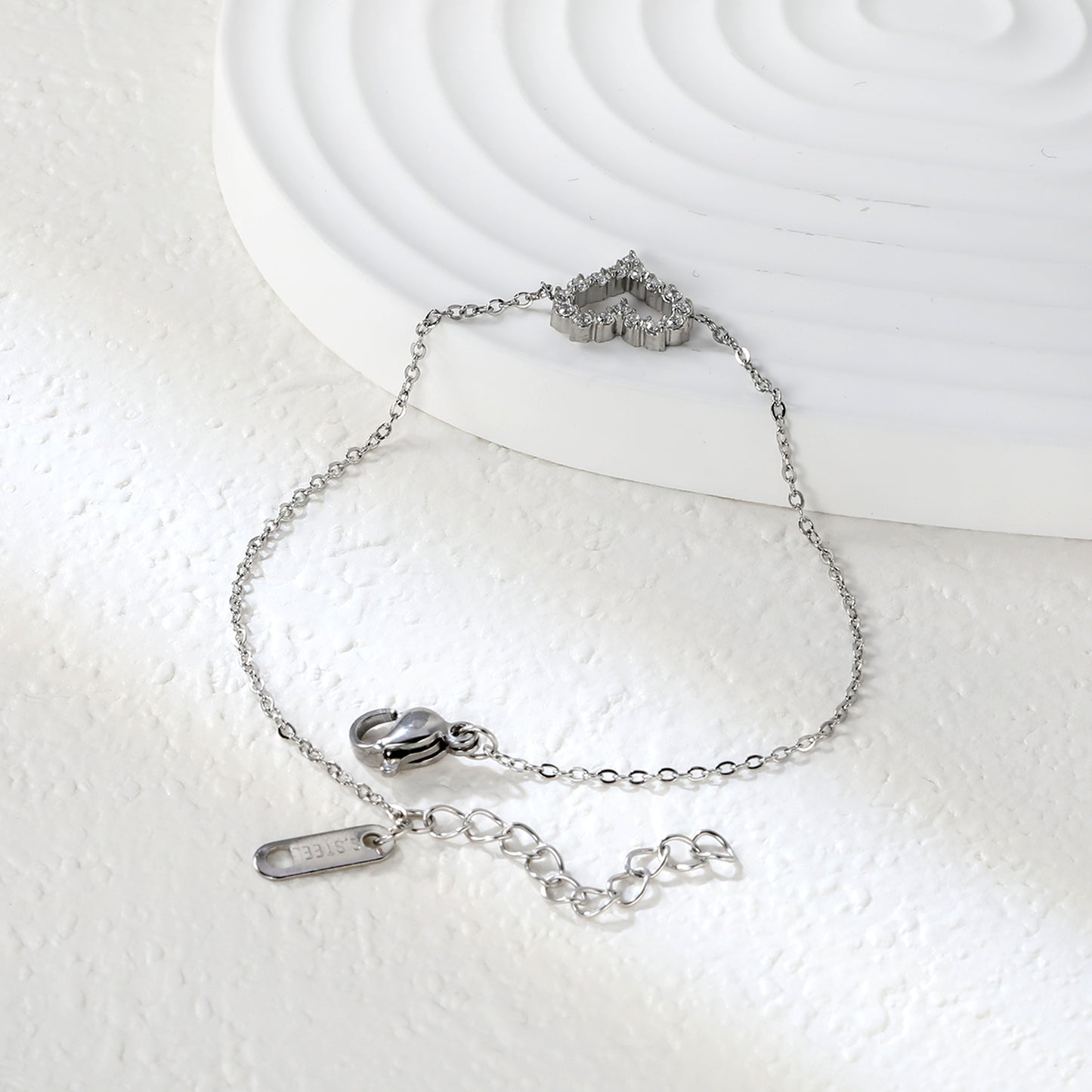Stainless Steel Steel-Colored Hollow Heart Zircon Bracelets - 11.2*10mm, 17+3cm with 6mm Round End Plate