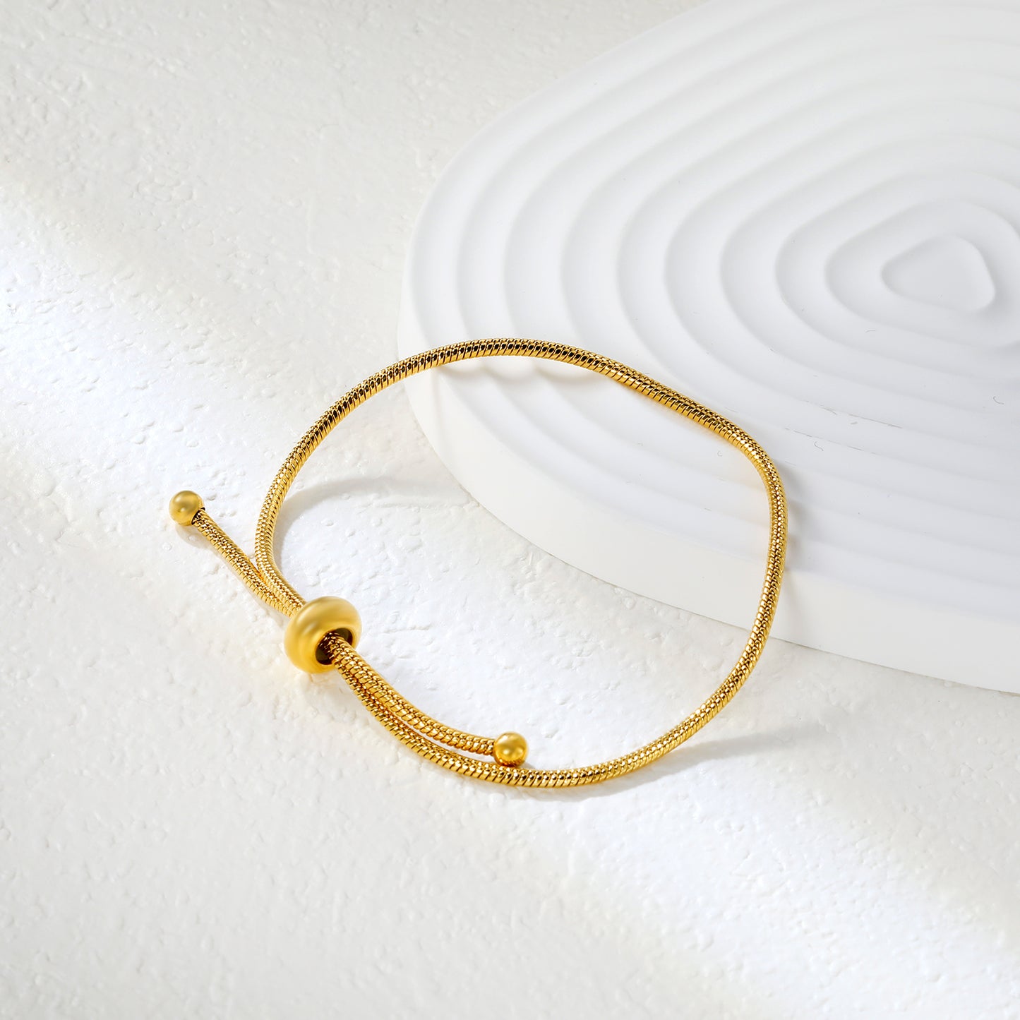 ✨ Wholesale Gold Stainless Steel Hollow Circle Bracelet - 4.6x8.9mm Links | Adjustable 23cm (5.7g)