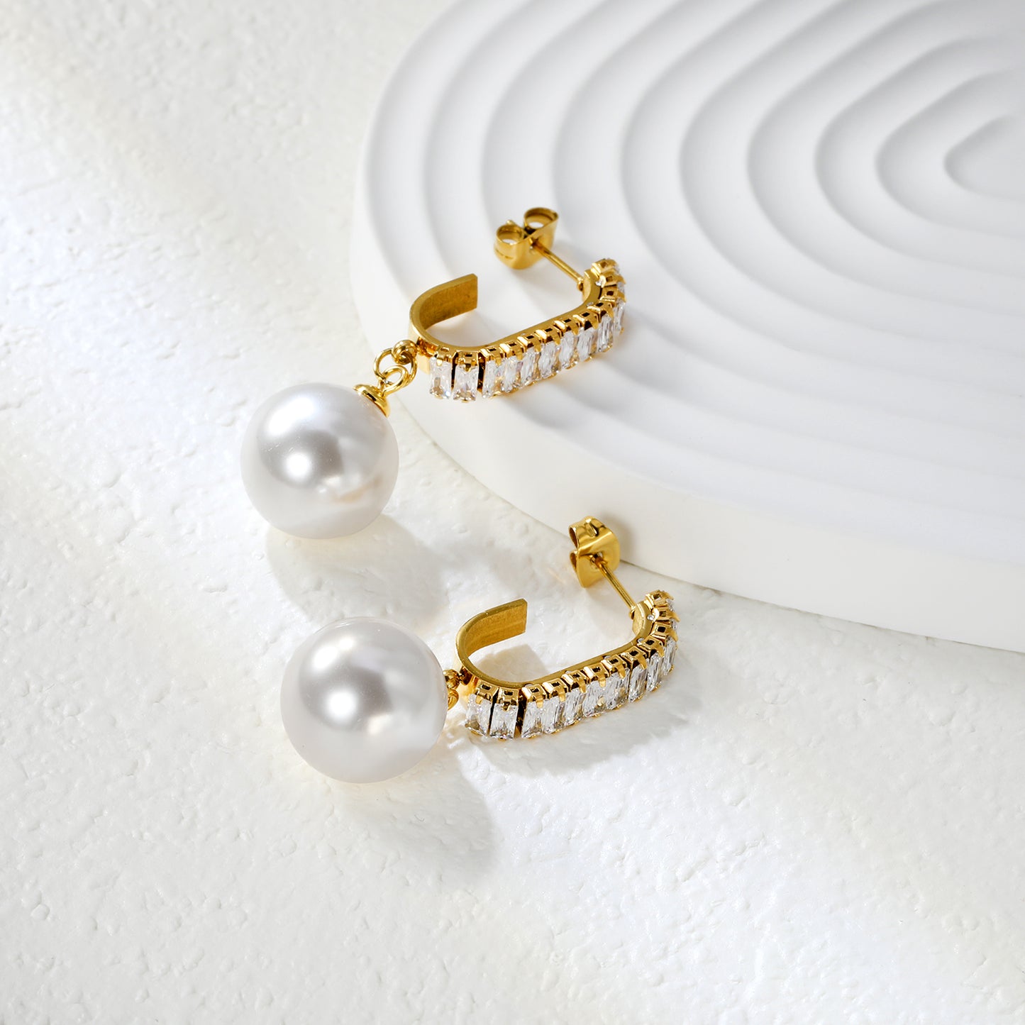 Elegant Freshwater Pearl Pendants on Stainless Steel - Bulk Orders for Jewelry Wholesalers