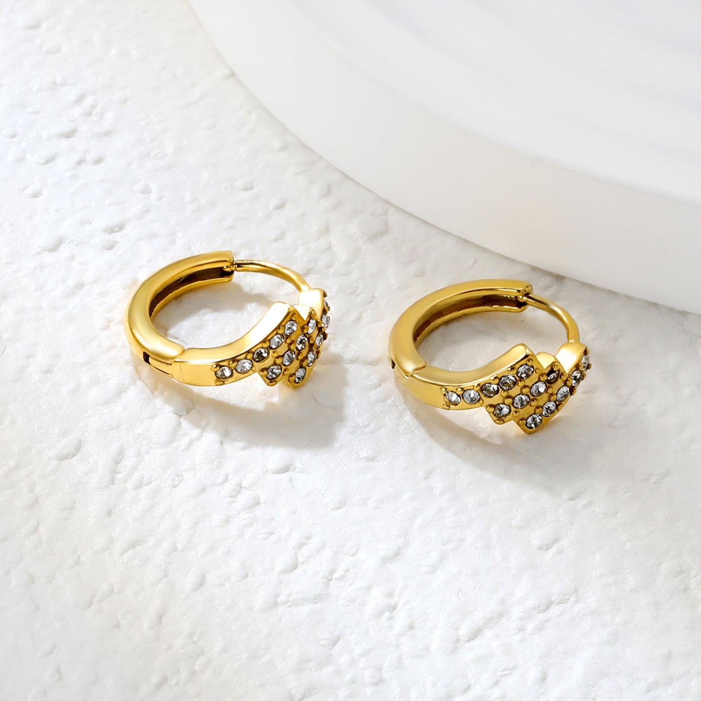 ✨ Wholesale Gold Stainless Steel Ear Cuff Set - 5 Geometric Designs w/ White Crystals | 10mm Adjustable (1.7-2.2g)