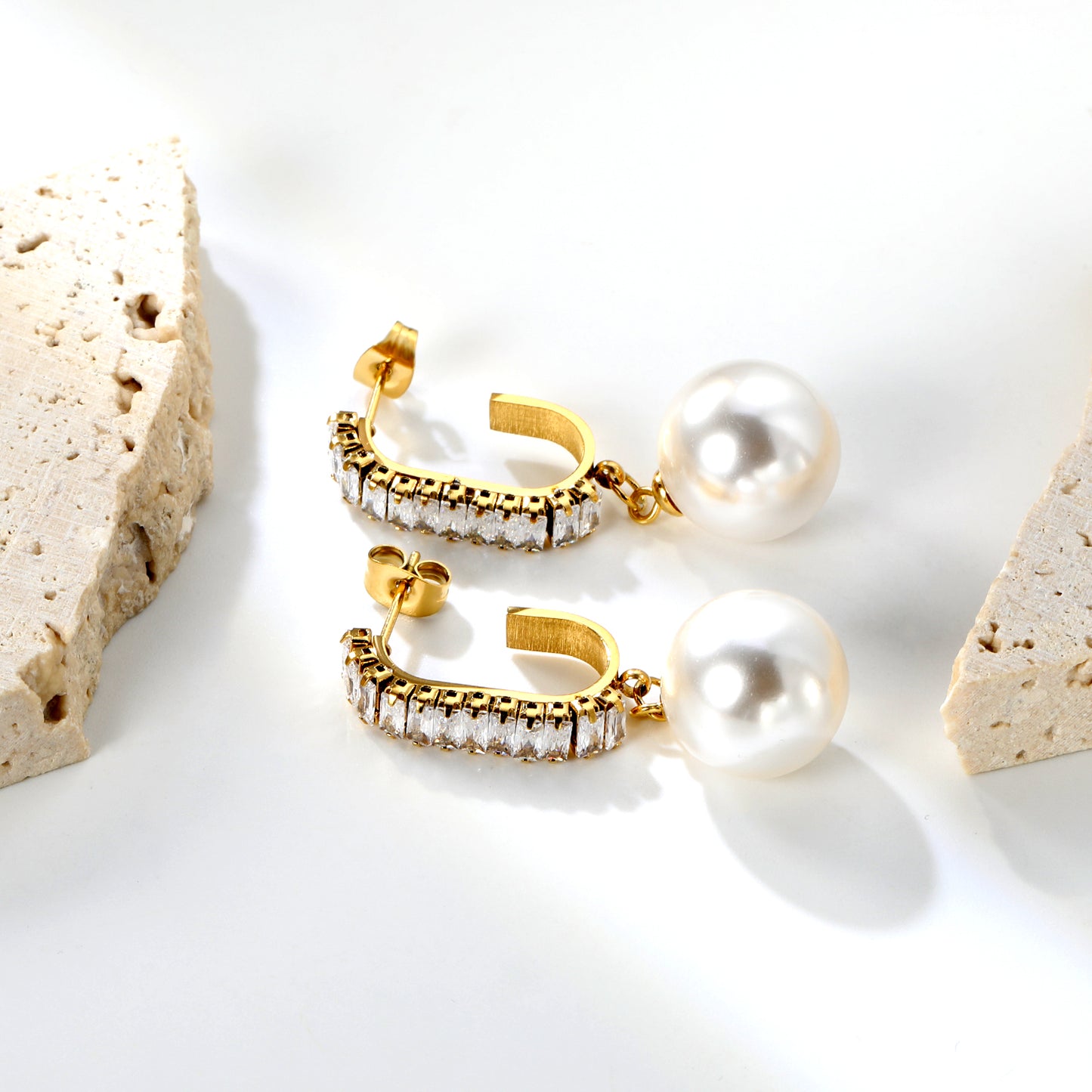 Elegant Freshwater Pearl Pendants on Stainless Steel - Bulk Orders for Jewelry Wholesalers