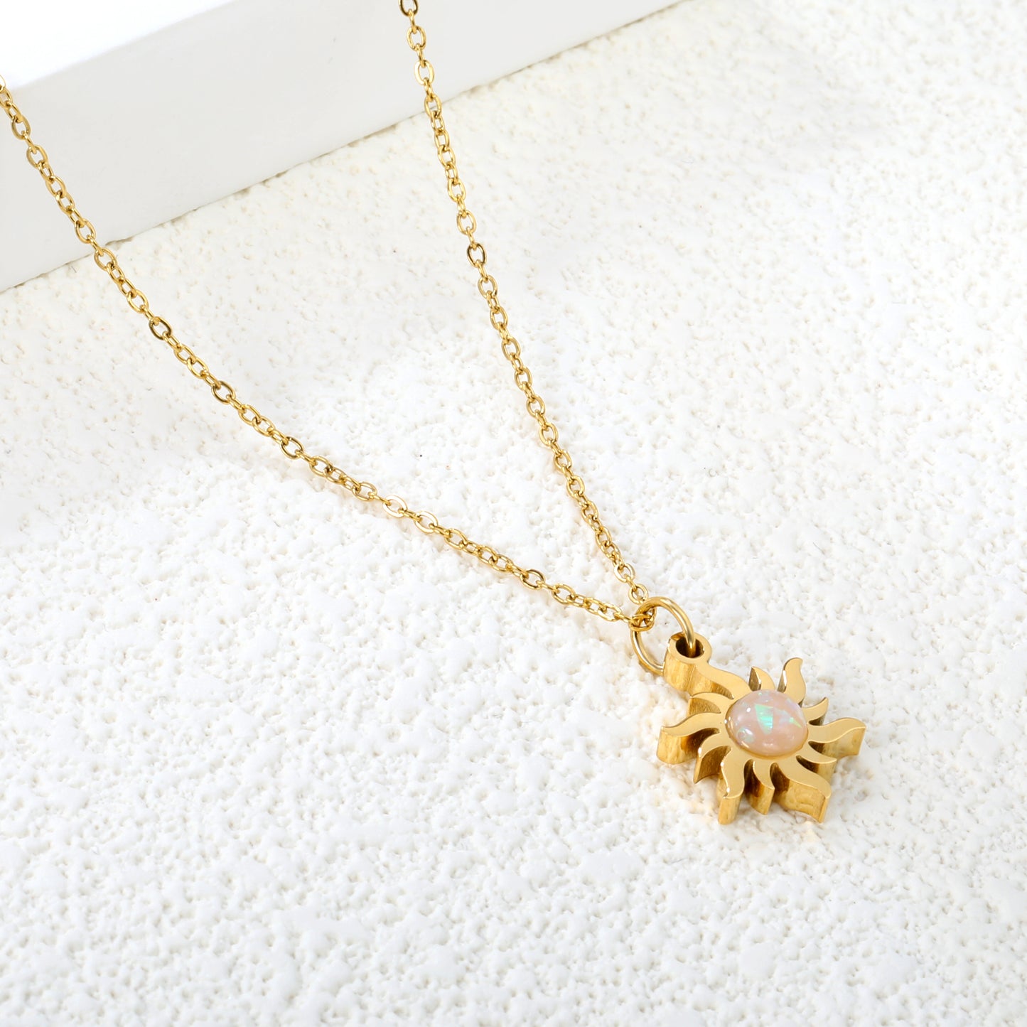 40+5cm Stainless Steel Jewelry Necklace 18k Gold Plated 11.4*15.2mm Cz Stone Sun Pendant Necklace