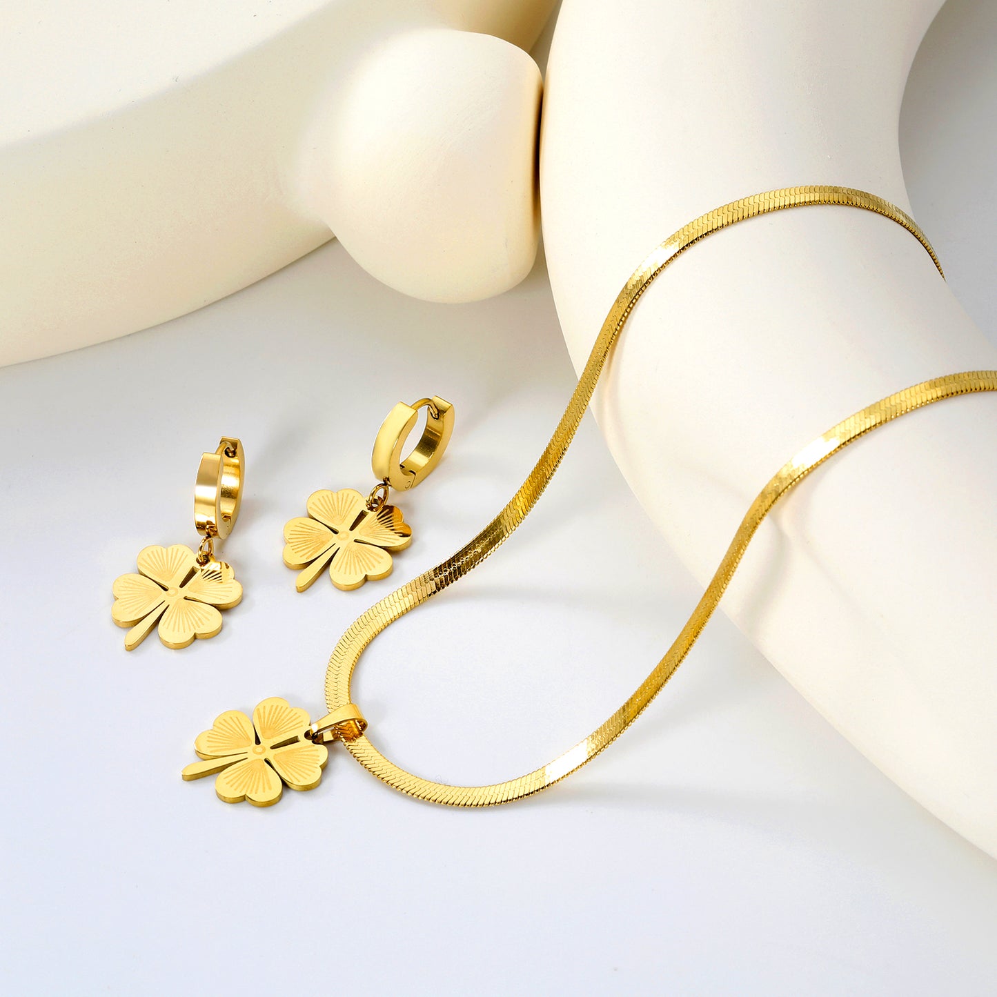 Wholesale Stainless Steel Clover Jewelry Set - Gold Earrings & Pendant (15.8x18.3mm) with 3.2mm Chain 40+5cm