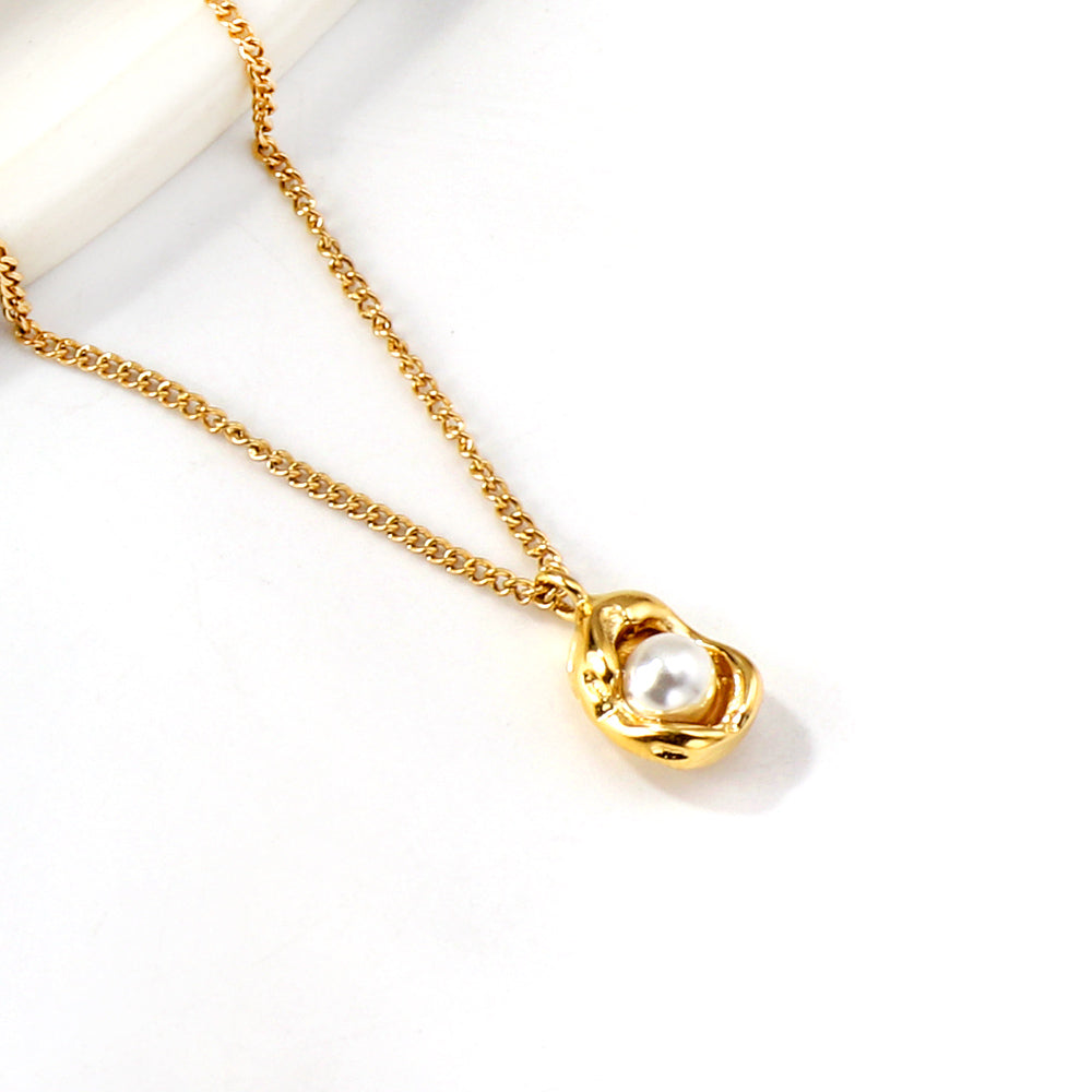 Wholesale Shaped pendant with white pearl necklace 40+5cm