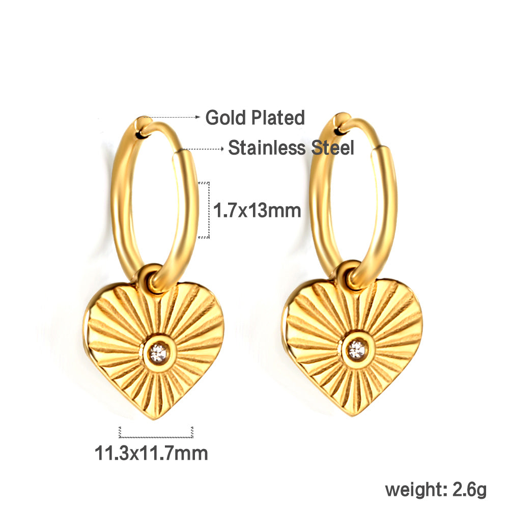 1.7*10mm inner diameter circle with heart white diamond earrings 11.3*11.7mm Gold color