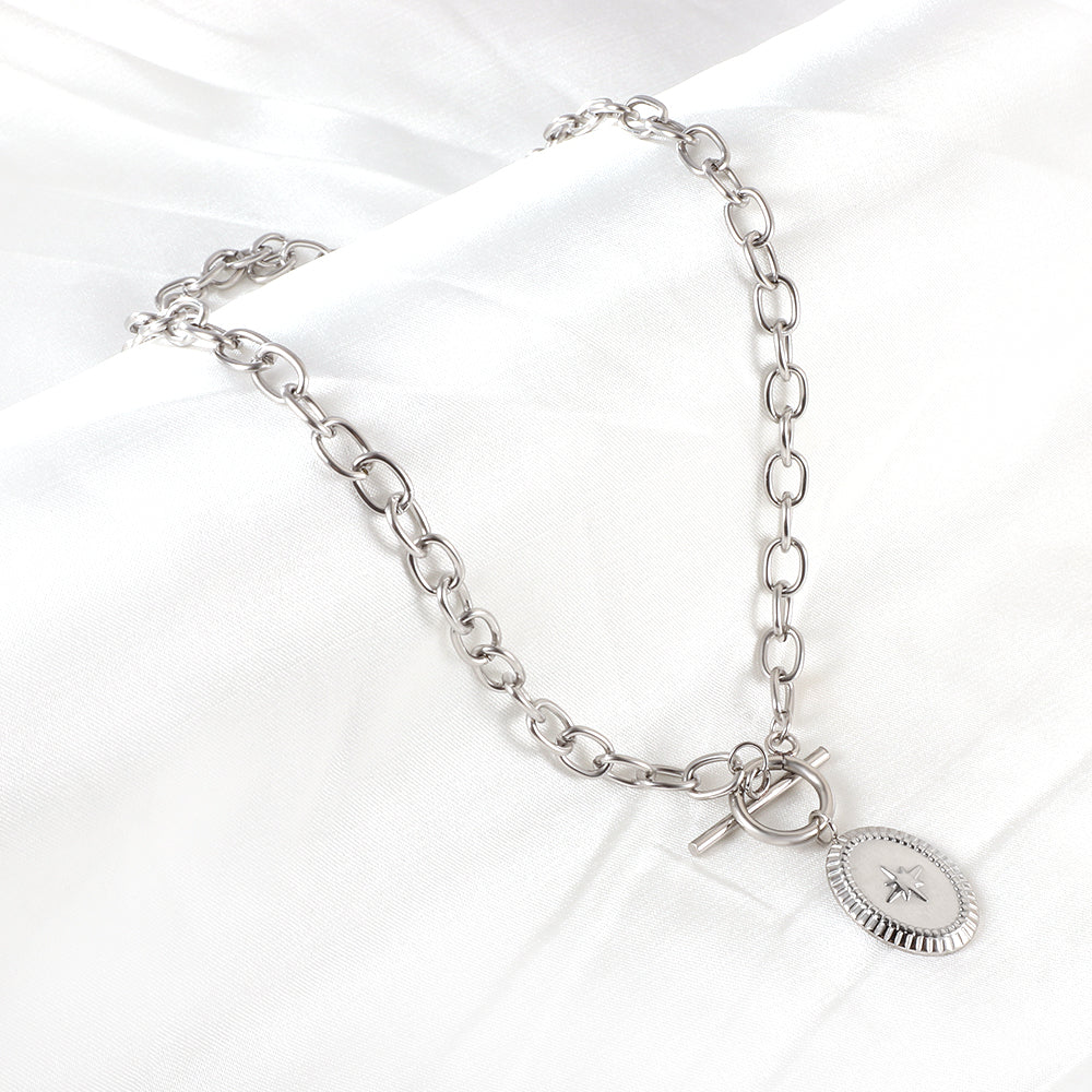 Wholesale Girls Kids Jewelry Stainless Steel Oval with Lucky Star Accessories Necklace