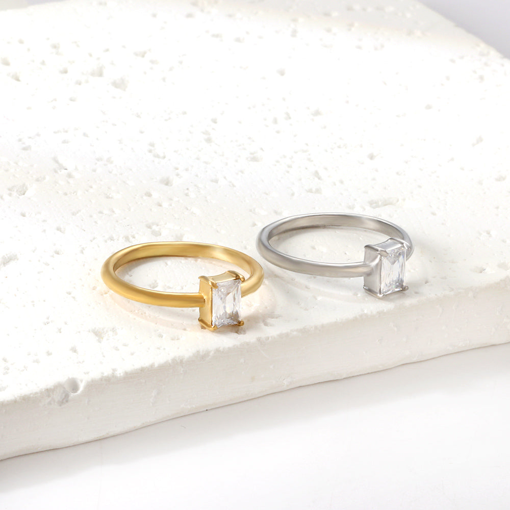 Stainless Steel Dark Green Bar Ring Vacuum Plated 18K Gold