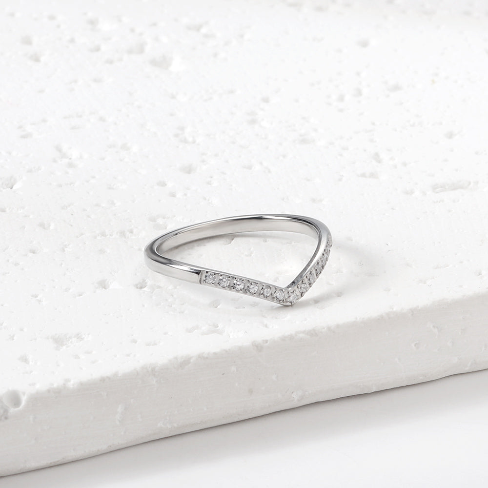 Fashion new micro-set zirconia ring heart shaped with light luxury temperament ring