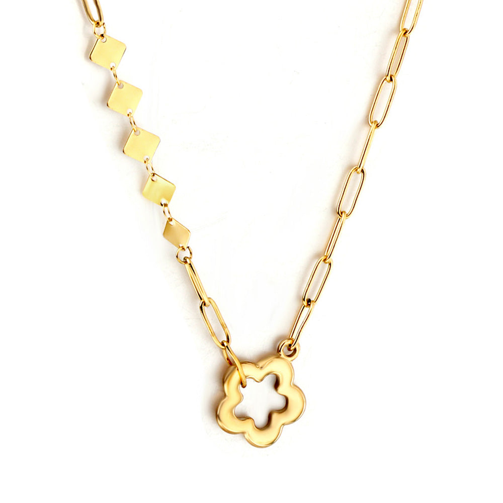 New Fashion Peach Blossom Hollow Accessory + 5 Square Accessory Necklaces