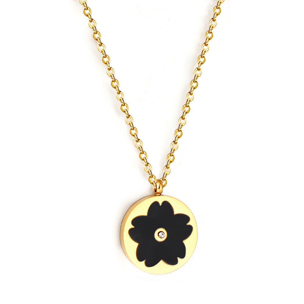New Fashion Round Black and White Shell Pendant with Diamond Necklace
