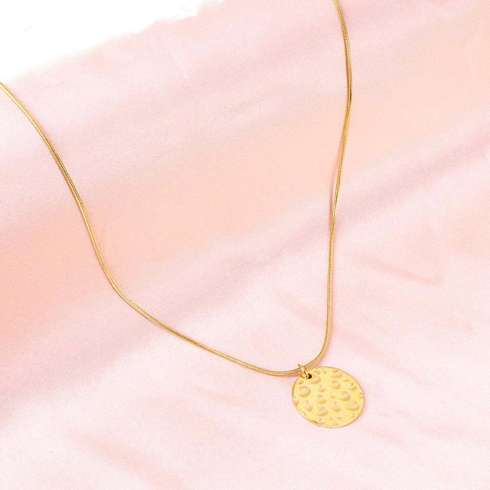 2023 New Round Pie Bump Pendant Necklace
