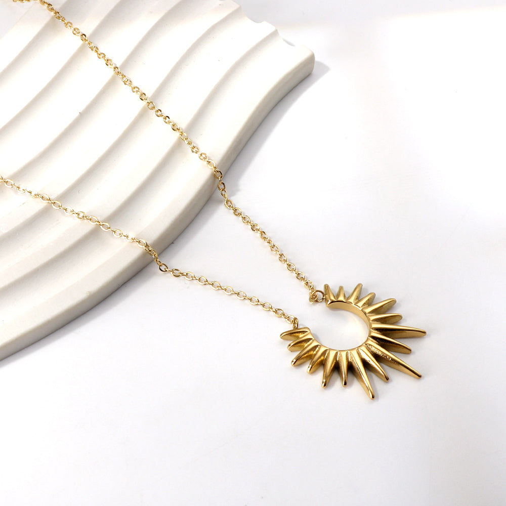 Wholesale Irregular half circle pendant necklace