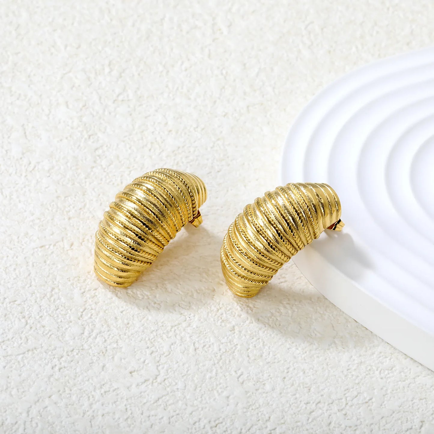 ✨ Wholesale 17x32mm Twisted Hoop Earrings | Gold Stainless Steel | Textured Design
