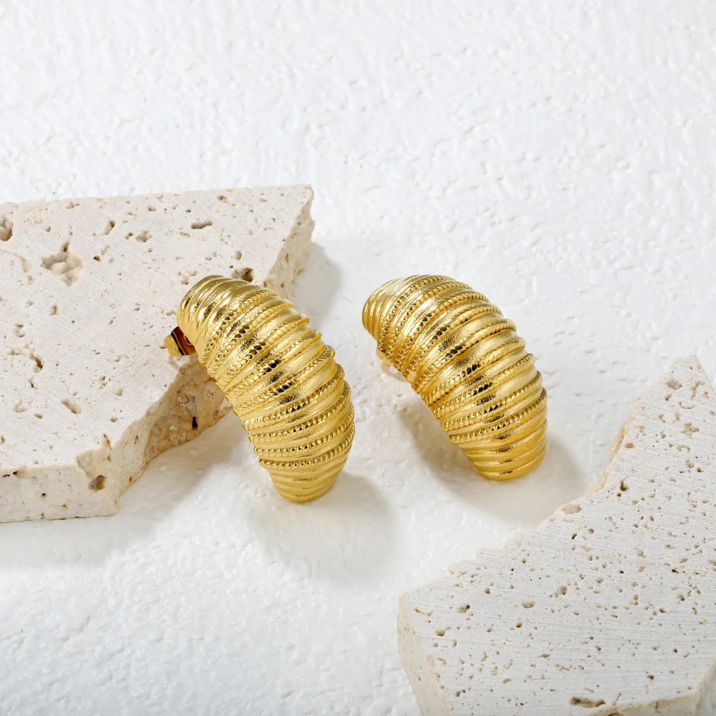 ✨ Wholesale 17x32mm Twisted Hoop Earrings | Gold Stainless Steel | Textured Design