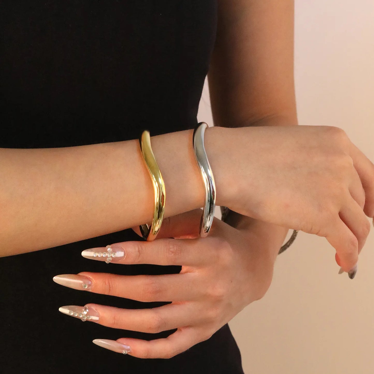 ✨⚡ Wholesale 7.5mm Width 59mm ID Bangle | Steel/Gold Stainless Steel | Minimalist Bracelet