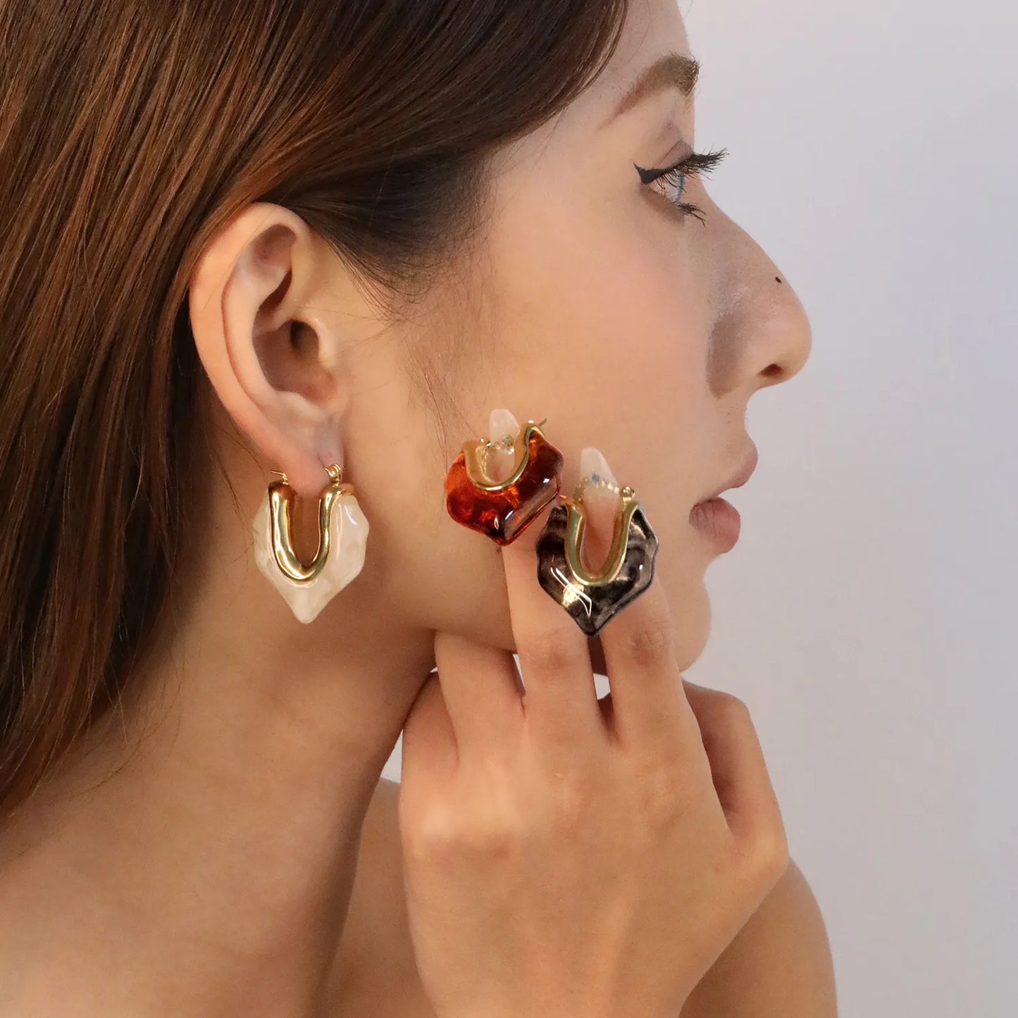 ✨Wholesale Gold Asymmetrical Resin Ear Cuffs | 25.6x29.7mm V-Shape | White/Smoky Black/Amber | Stainless Steel Bulk