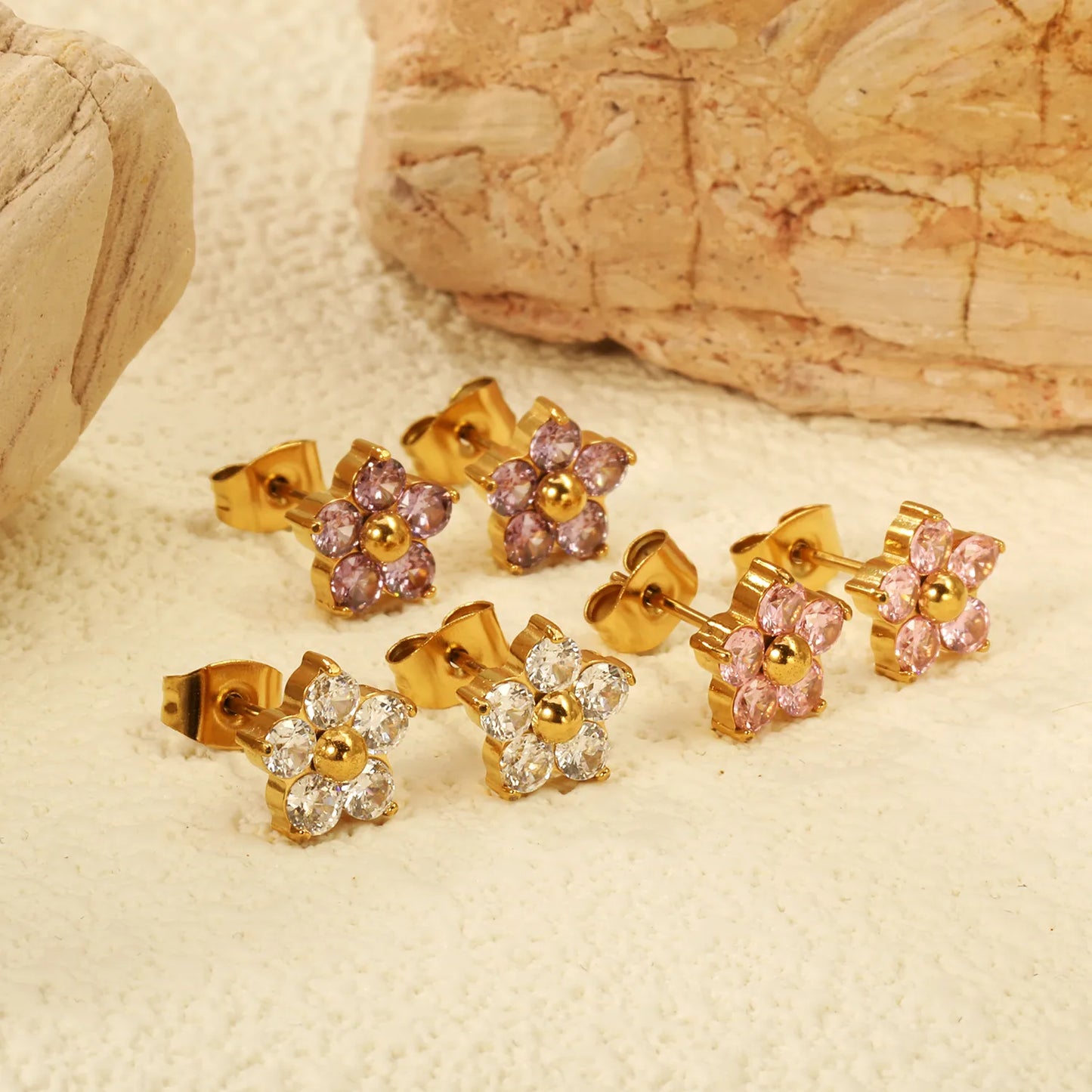 Wholesale Stainless Steel Flower shape Gold Stud Earring With three color – Bulk Wholesale (12+ Pairs) 🌍 EU/US Supplier Trendy & Durable