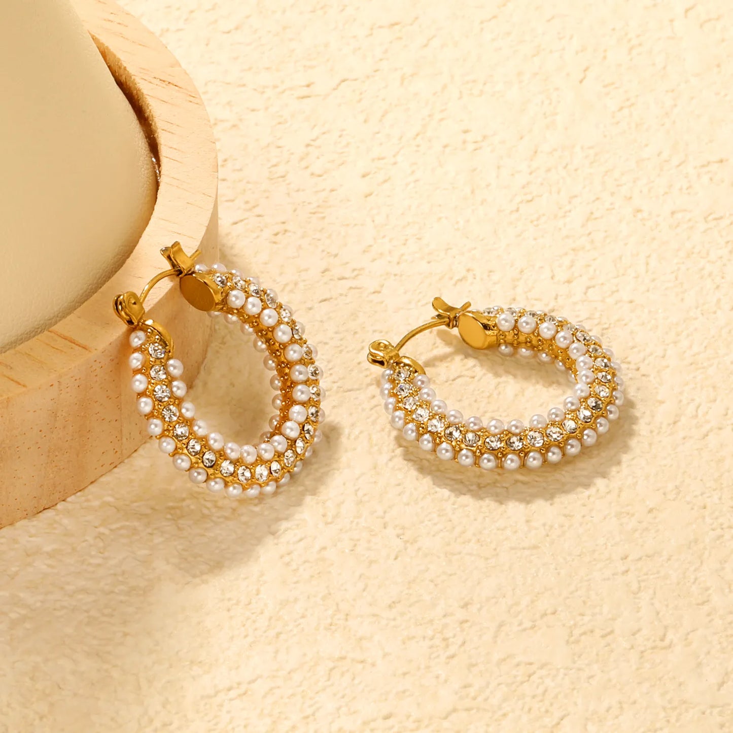 ✨Wholesale Gold Pearl Ear Cuffs | 26x24mm Stainless Steel Clip-On | White Simulated Pearls | No-Piercing Ear Jewelry Bulk