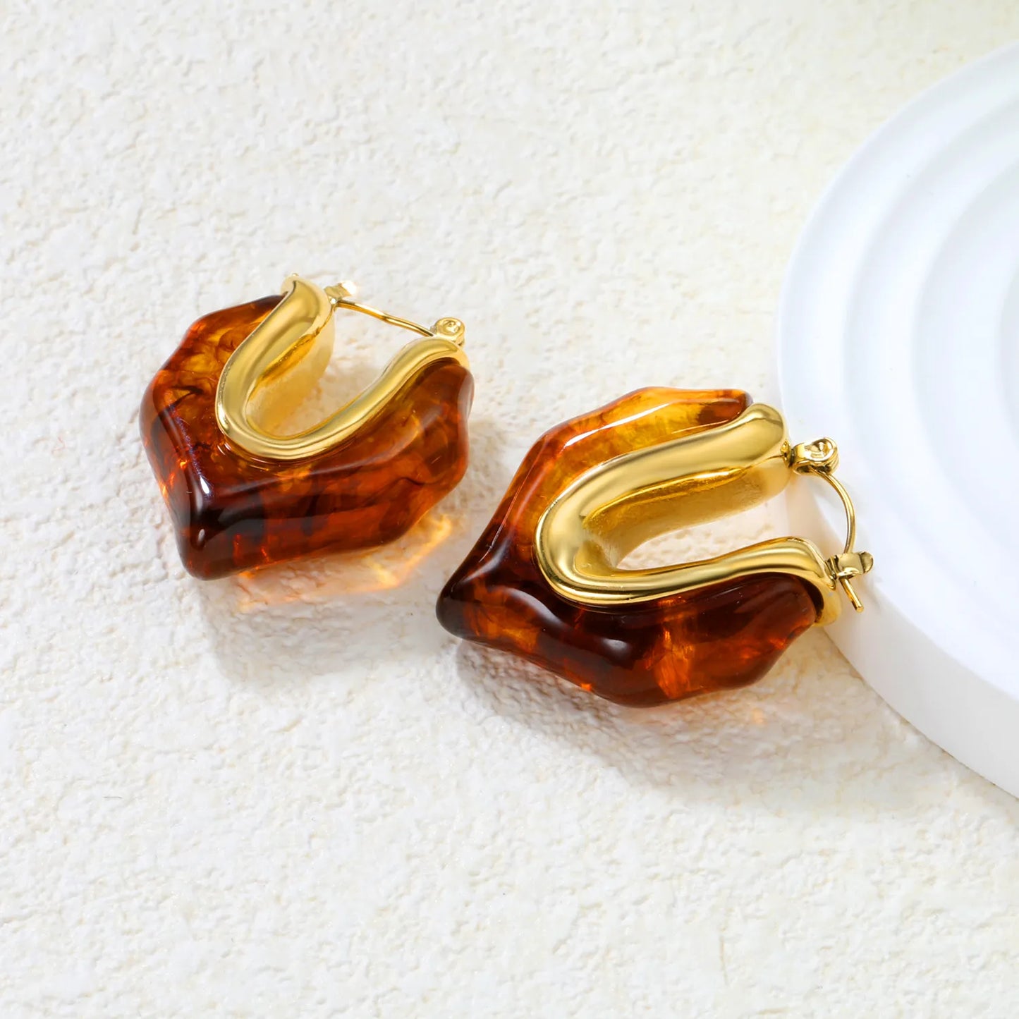 ✨Wholesale Gold Asymmetrical Resin Ear Cuffs | 25.6x29.7mm V-Shape | White/Smoky Black/Amber | Stainless Steel Bulk