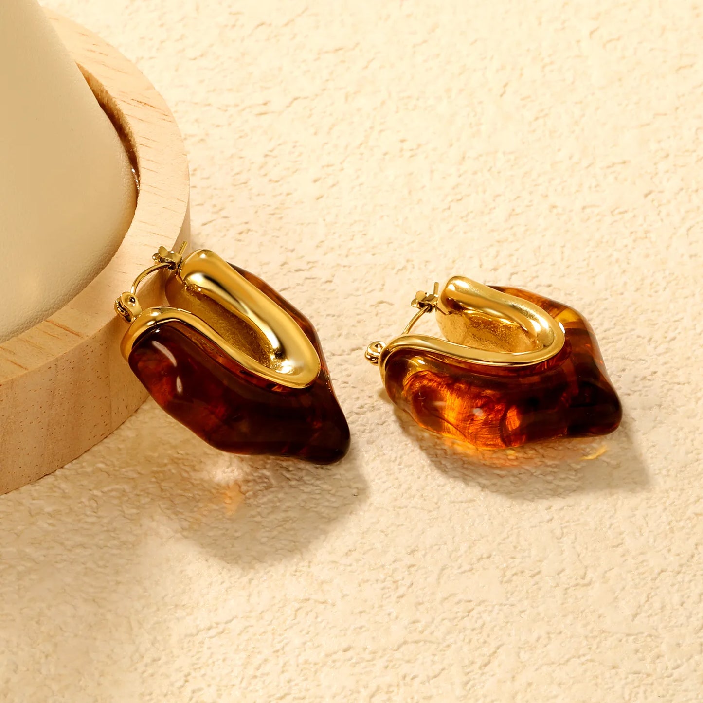 â¨Wholesale Gold Asymmetrical Resin Ear Cuffs | 25.6x29.7mm V-Shape | White/Smoky Black/Amber | Stainless Steel Bulk