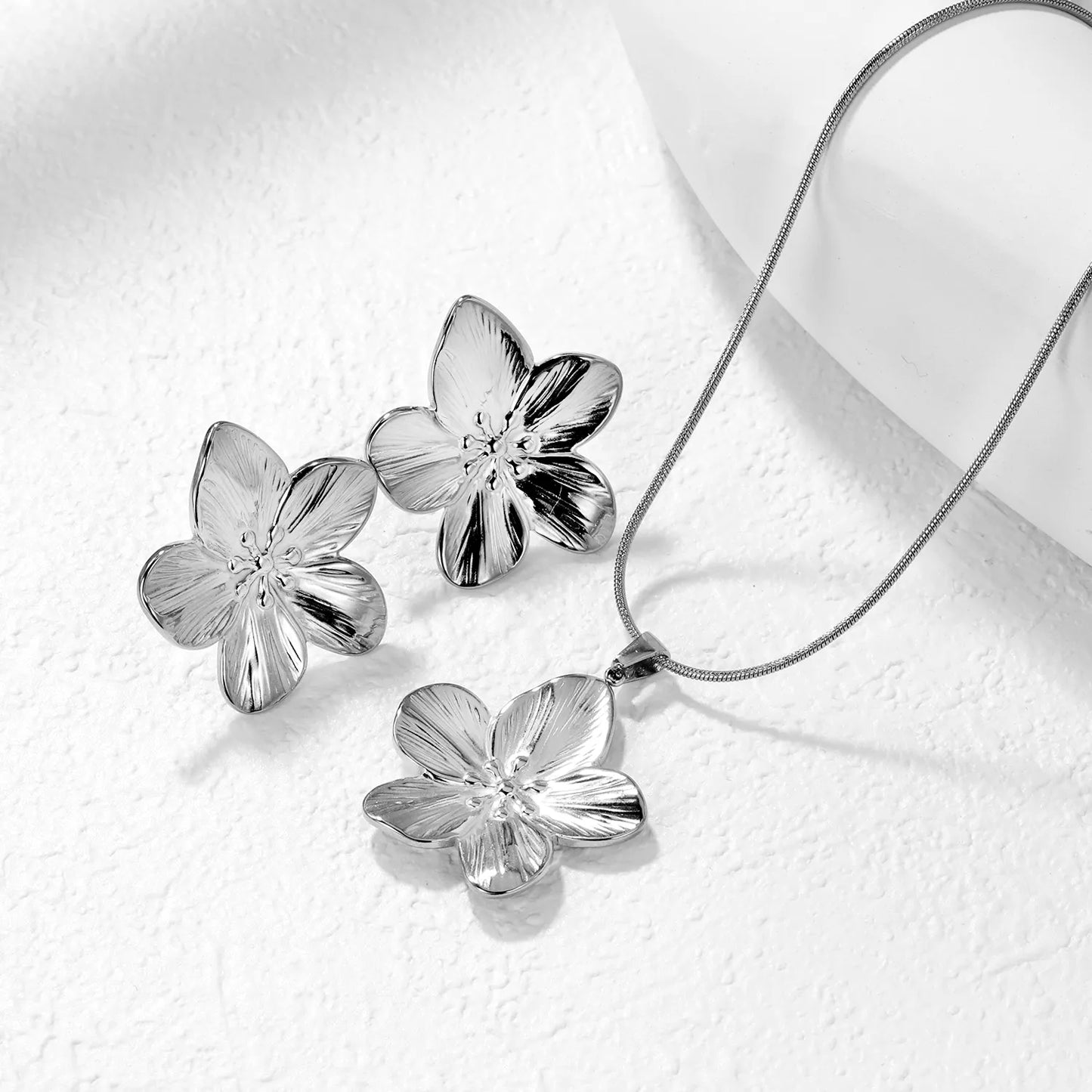 ✨ Wholesale Floral Set: 31x33mm Earrings + 30.9x32.2mm Pendant w/ Snake Chain | Steel/Gold | Hypoallergenic