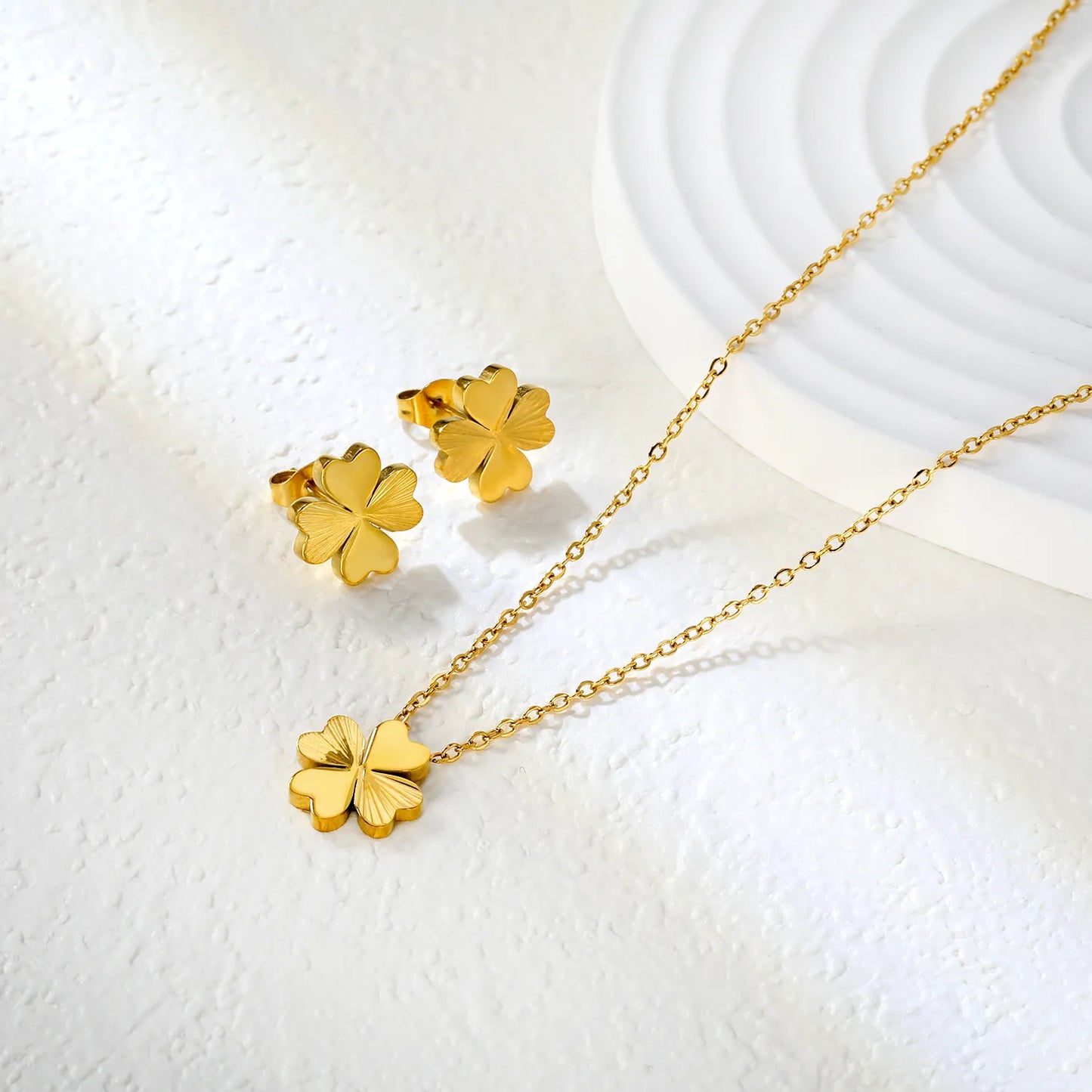 ⨠Wholesale Clover Set: 11.7x12mm Earrings + 12x13.6mm Pendant w/ Cross Chain | Gold | Hypoallergenic
