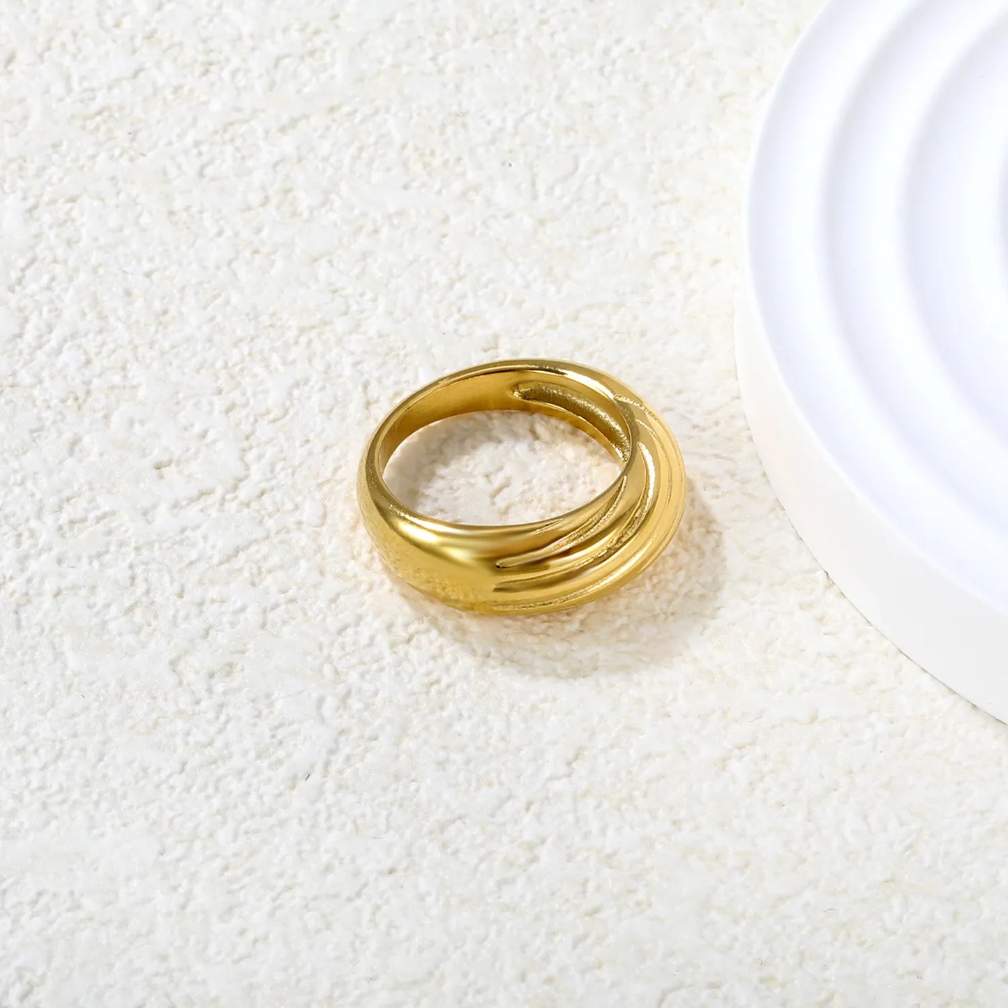 🌟 Wholesale Ribbed Gold Ring | 7.2mm Band | Steel