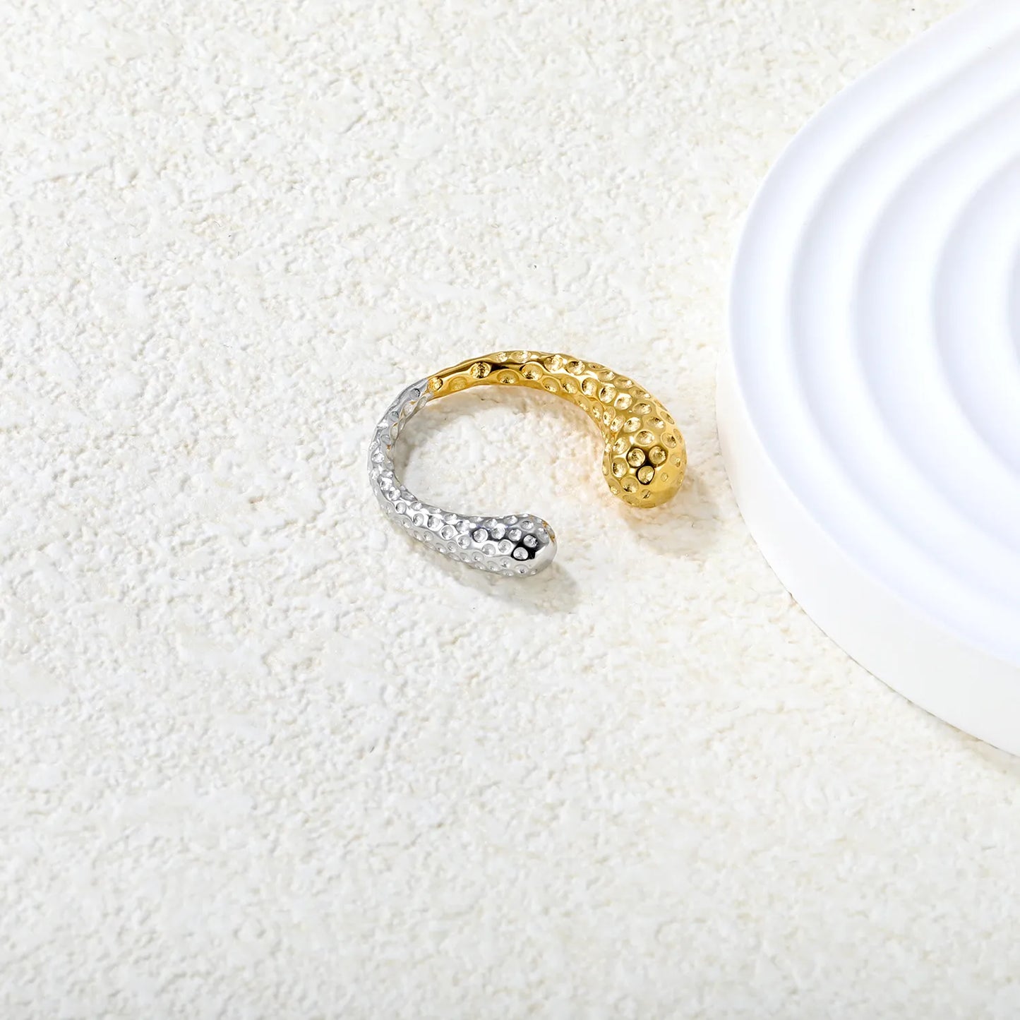 💧 Wholesale 7mm Hammered Teardrop Ring | Intergold Open Band Stainless Steel