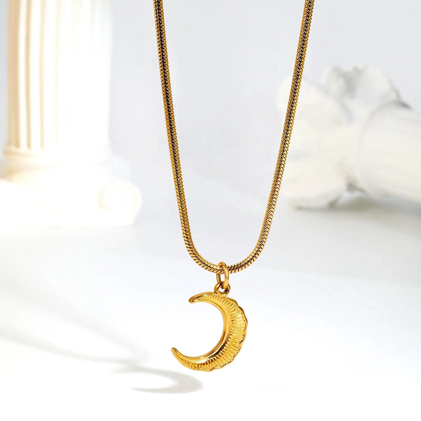 Minimalist Celestial Daily Layering Jewelry Textured Crescent Moon Pendant Snake Chain Necklace | Adjustable Extension Chain |