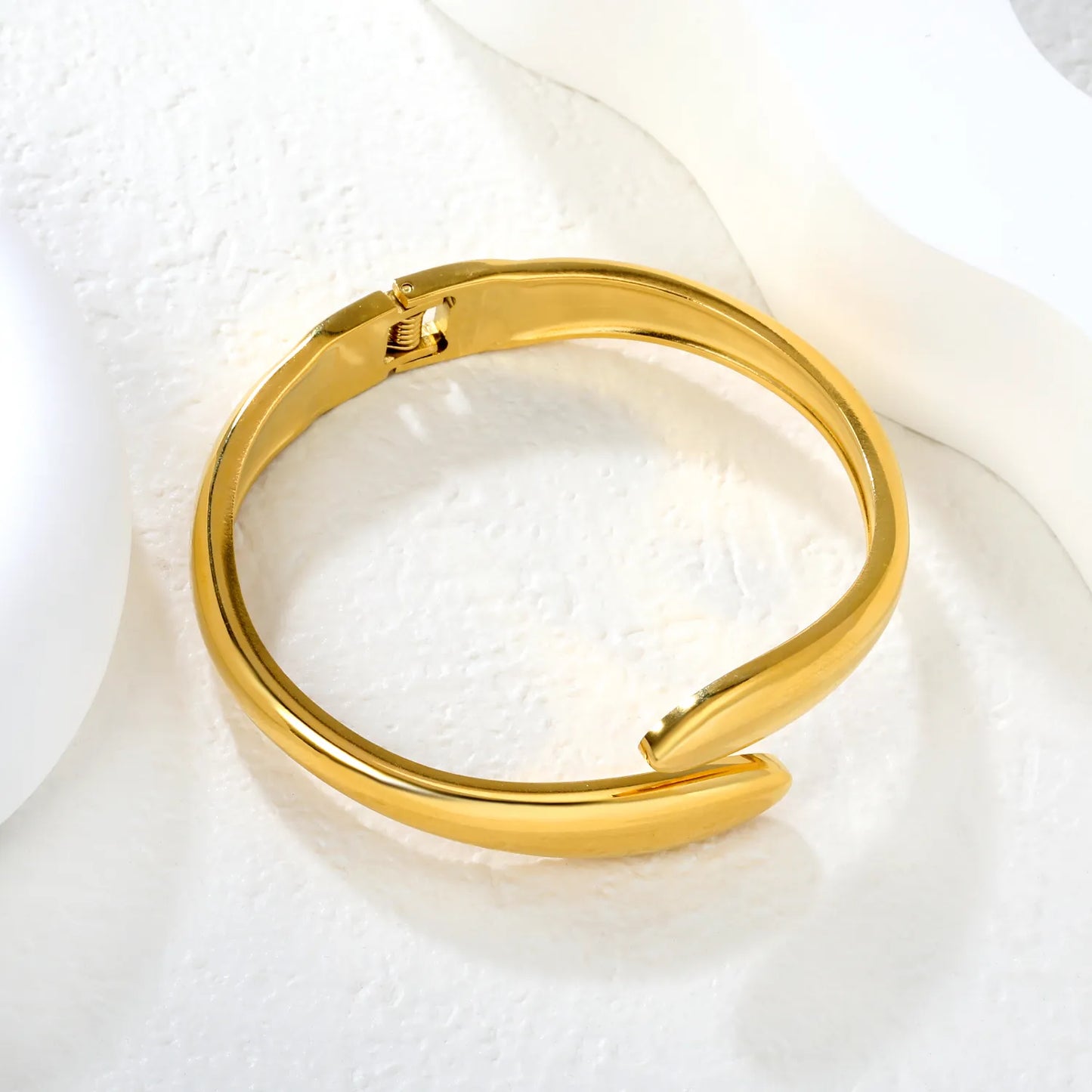 Wholesale 18K Gold Plated Teardrop Open Hinged Bangle | 58mm | MOQ 12