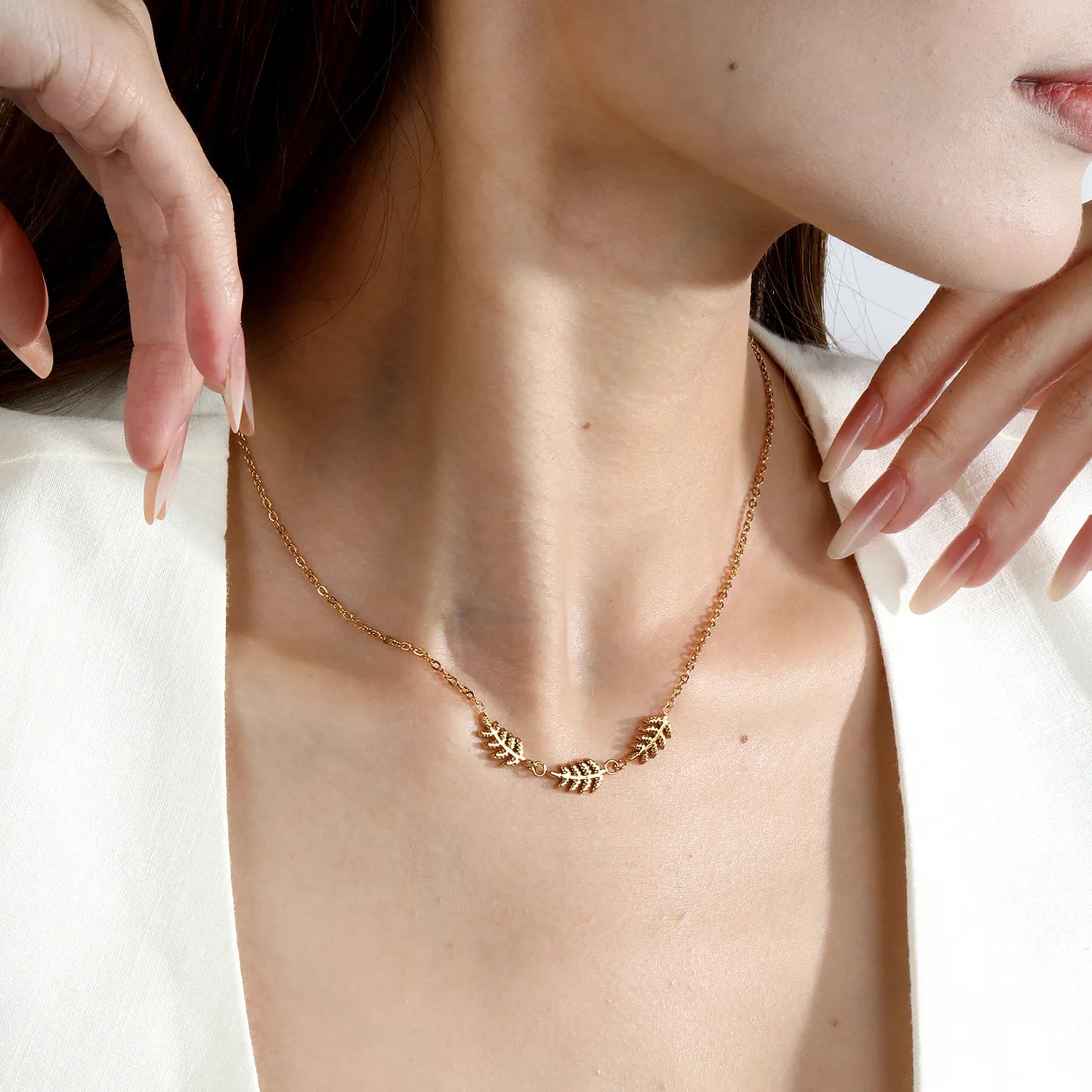 Textured Three Fern Leaf Bar Pendant Necklace | Adjustable 40+5cm | 18K Gold Plated Stainless Steel | Wholesale MOQ 12