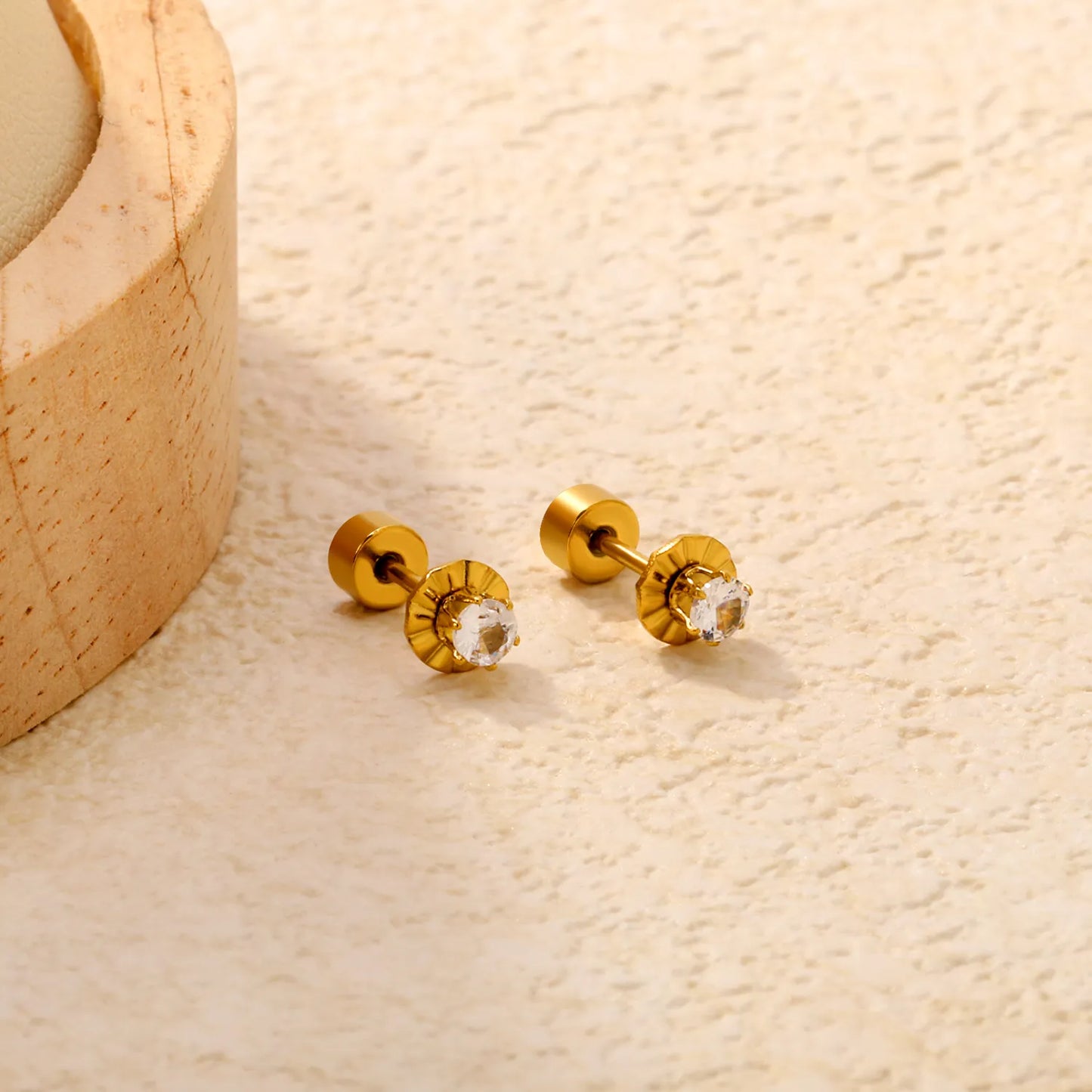 CZ Screw-Back Flat Back Stud Earrings | 18K Gold Plated Stainless Steel | Wholesale Bulk Order MOQ 12