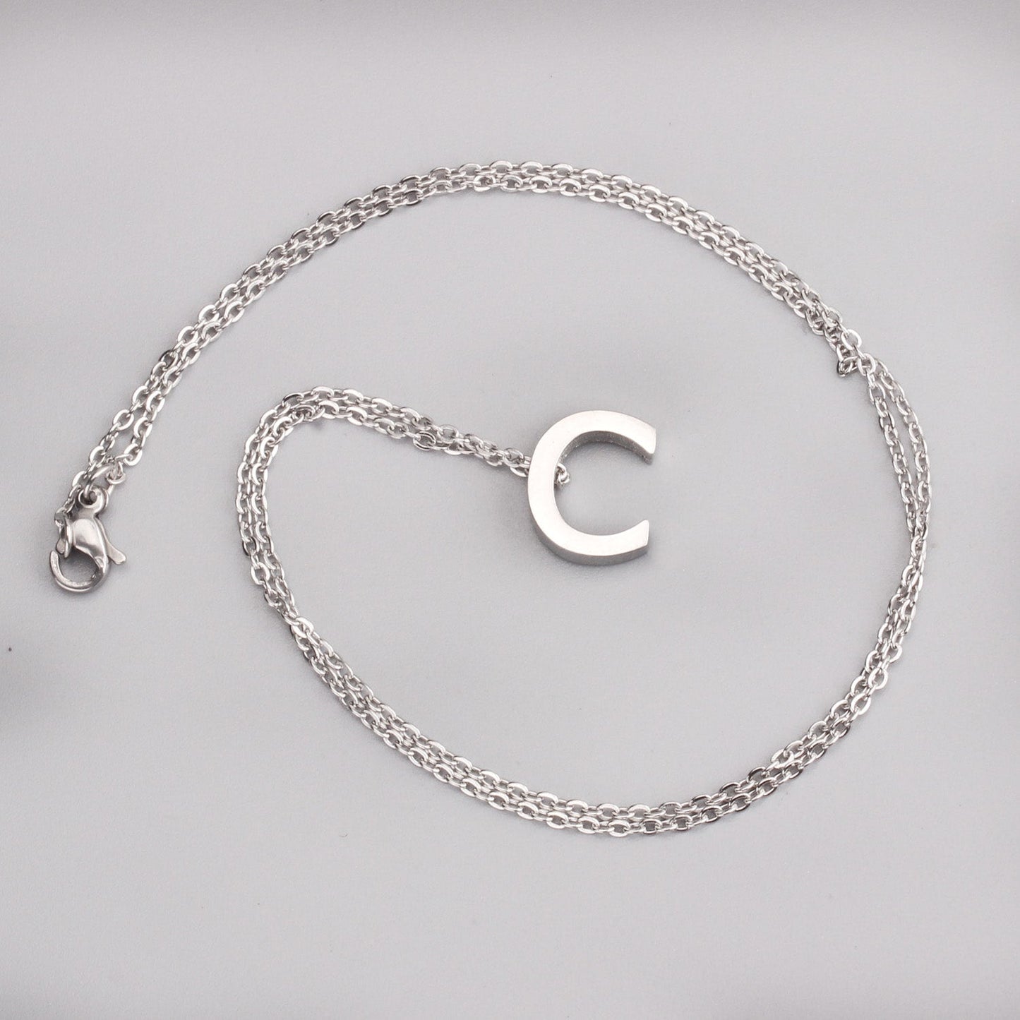 ASON Delicate Classic Style Initial 26 Letters Alphabet Chain Pendant Necklace Stainless Steel Color Jewelry Chokers